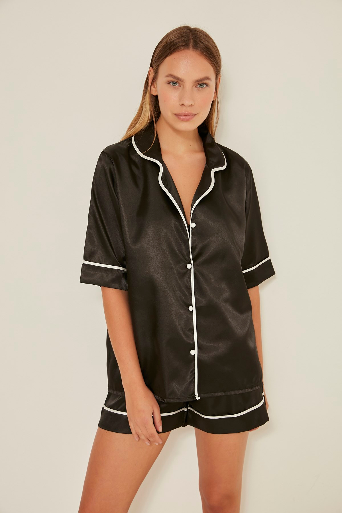 C&City 040 Kadın Saten Kısa Kol Şortlu Pijama Takım Siyah