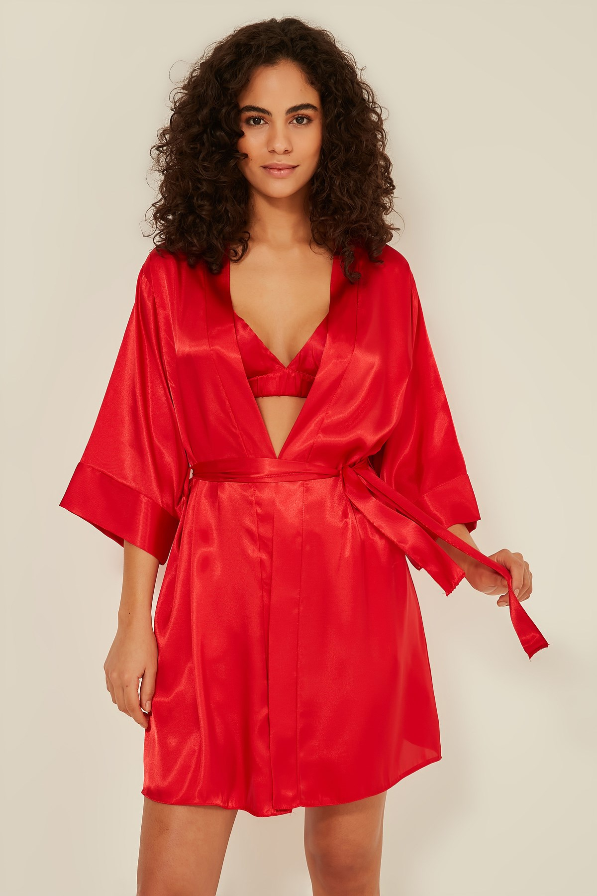 C&City 049 Kadın Saten Şortlu 3 lü Pijama Takım Kırmızı
