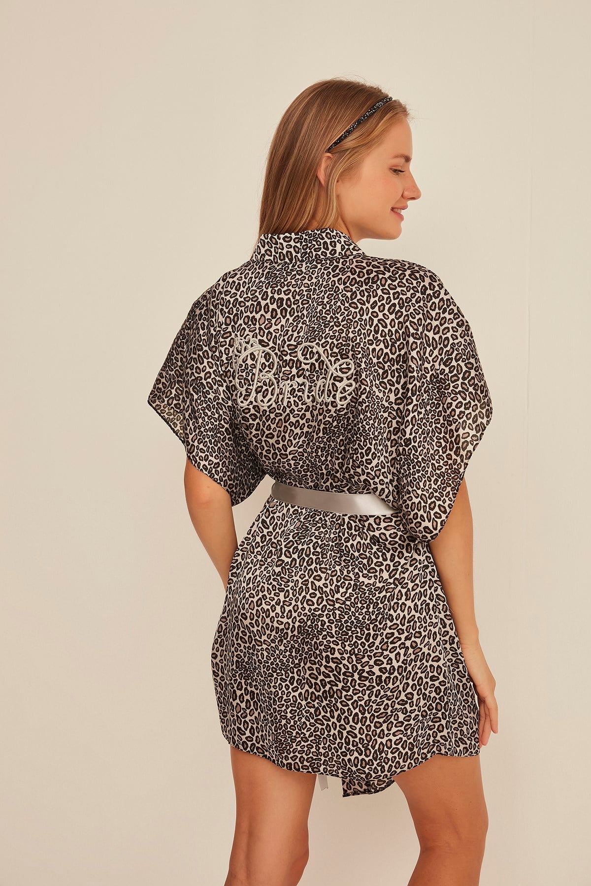 C&City 058 Kadın Bride Nakışlı Leopar Saten Sabahlık Siyah