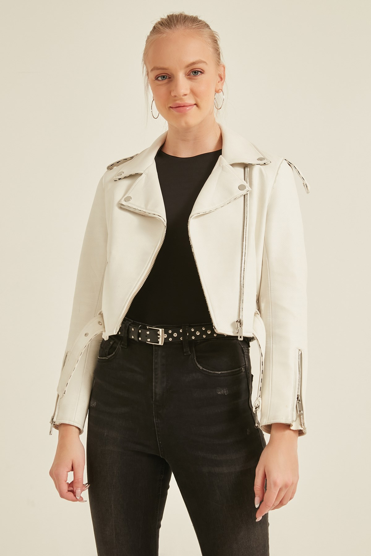 C&City 310 Kadın Çıtçıtlı Badi Bluz Siyah