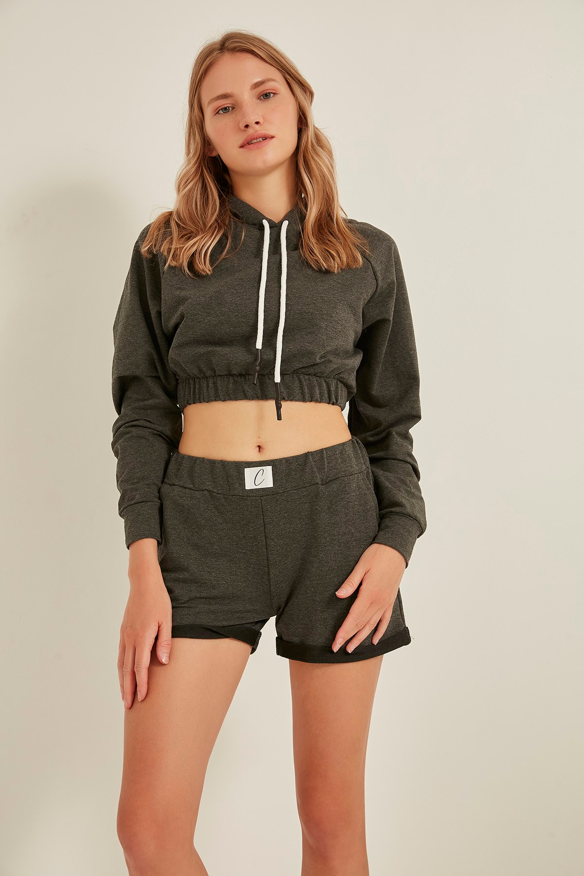 C&City 704 Kadın Kapşonlu Crop Sweat Antrasit
