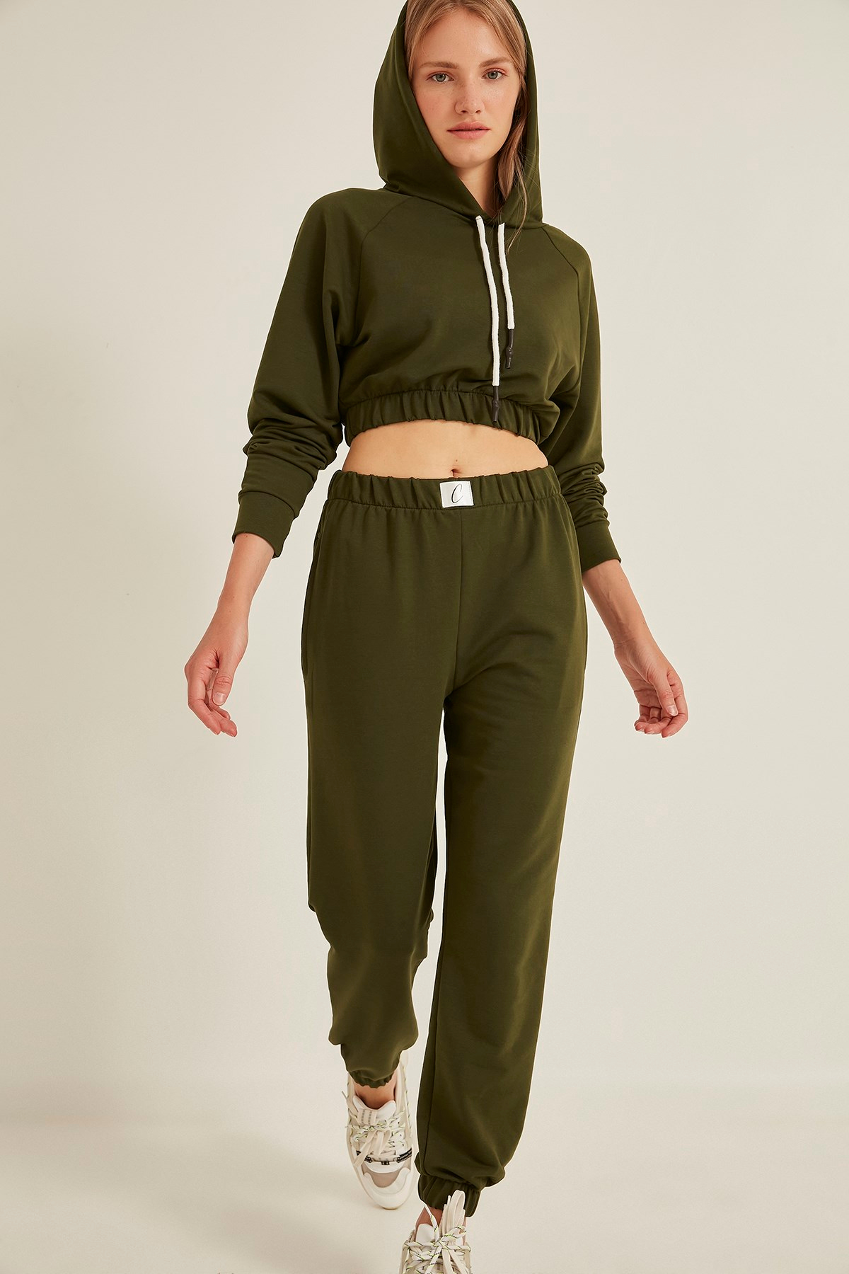 C&City 704 Kadın Kapşonlu Crop Sweat Haki