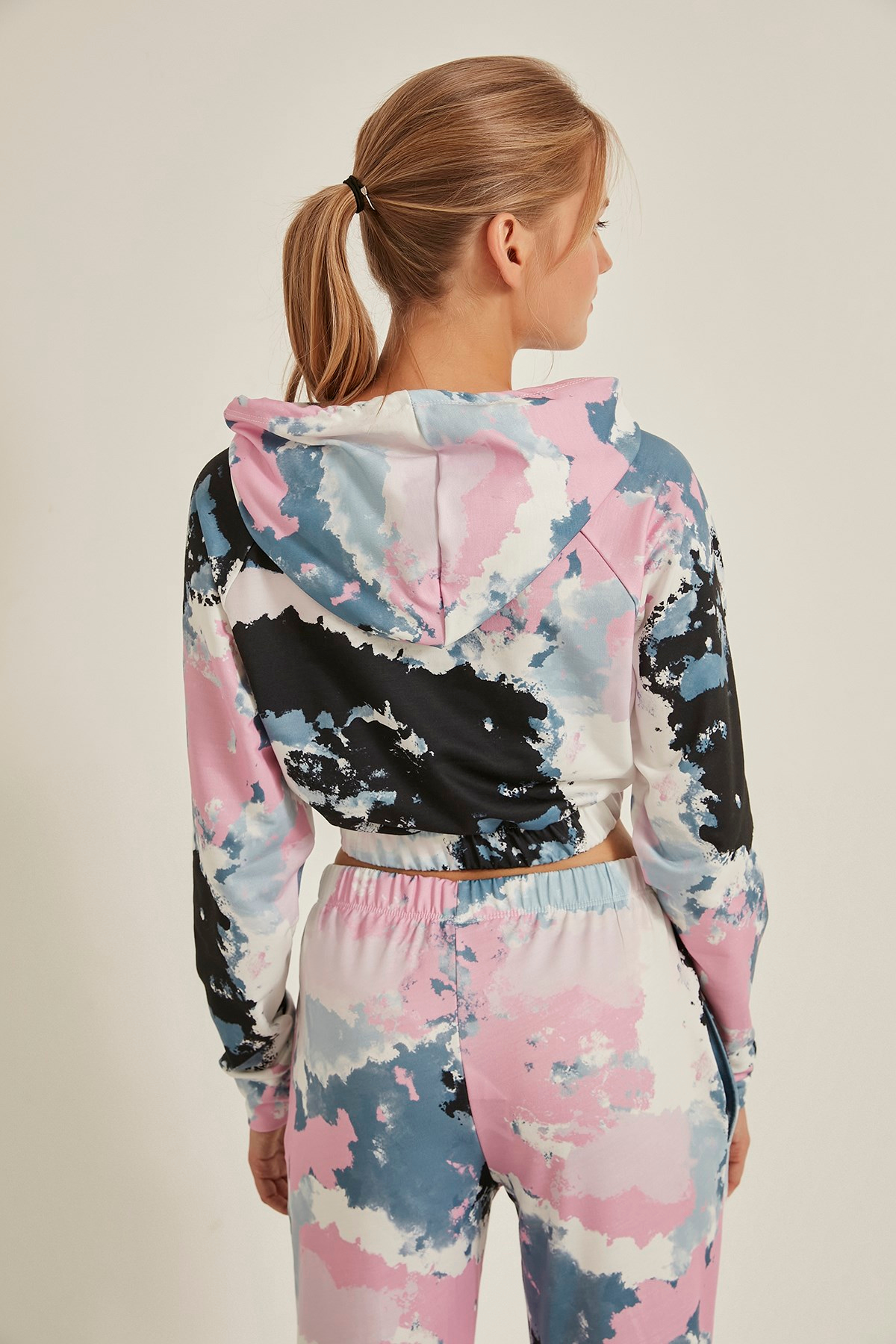 C&City 708 Kadın Kapşonlu Batik Crop Sweat Pembe/Siyah