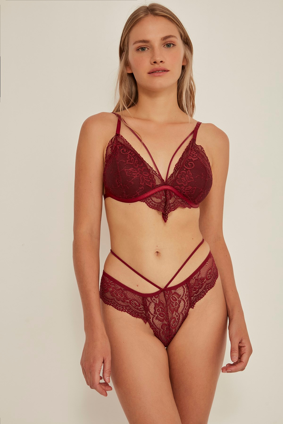 C&City 7104 Kadın Kaplı Bralet Takım Bordo