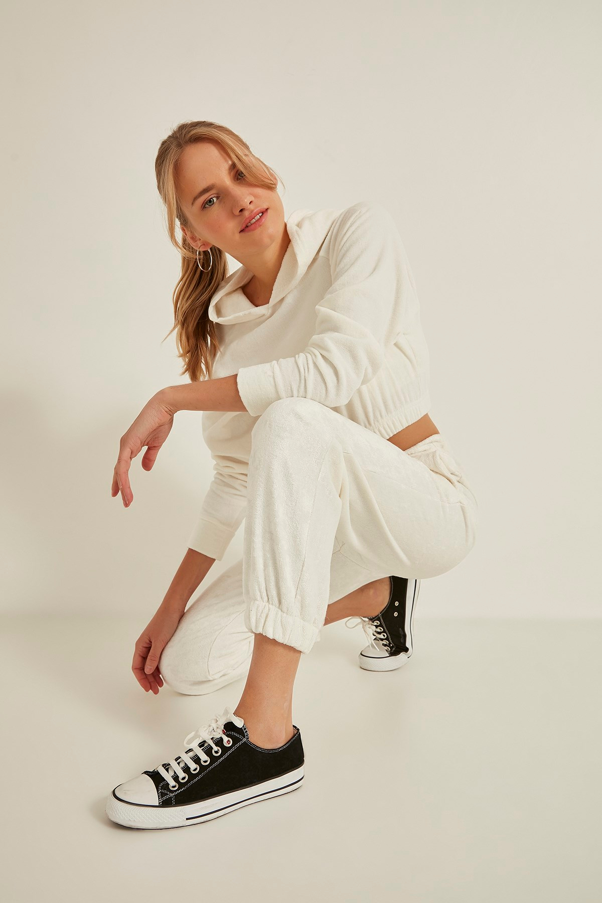 C&City 716 Kadın Kapşonlu Havlu Örme Crop Sweat Ekru