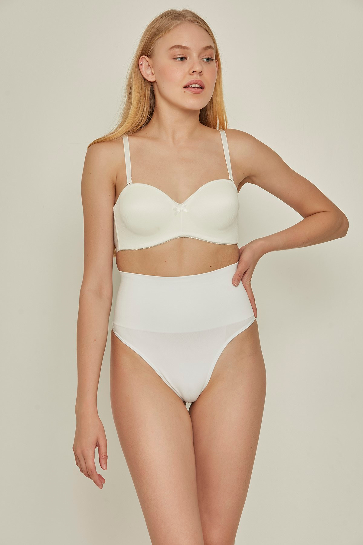 C&City C12020 Double String Korse Beyaz