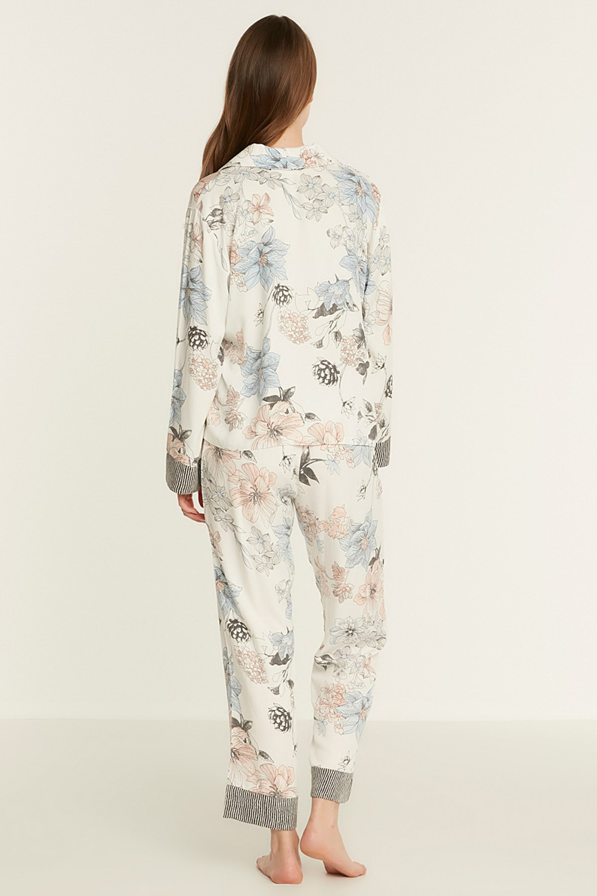 C&City Desenli 6'lı Viskon Pijama Takım 9502 Ekru