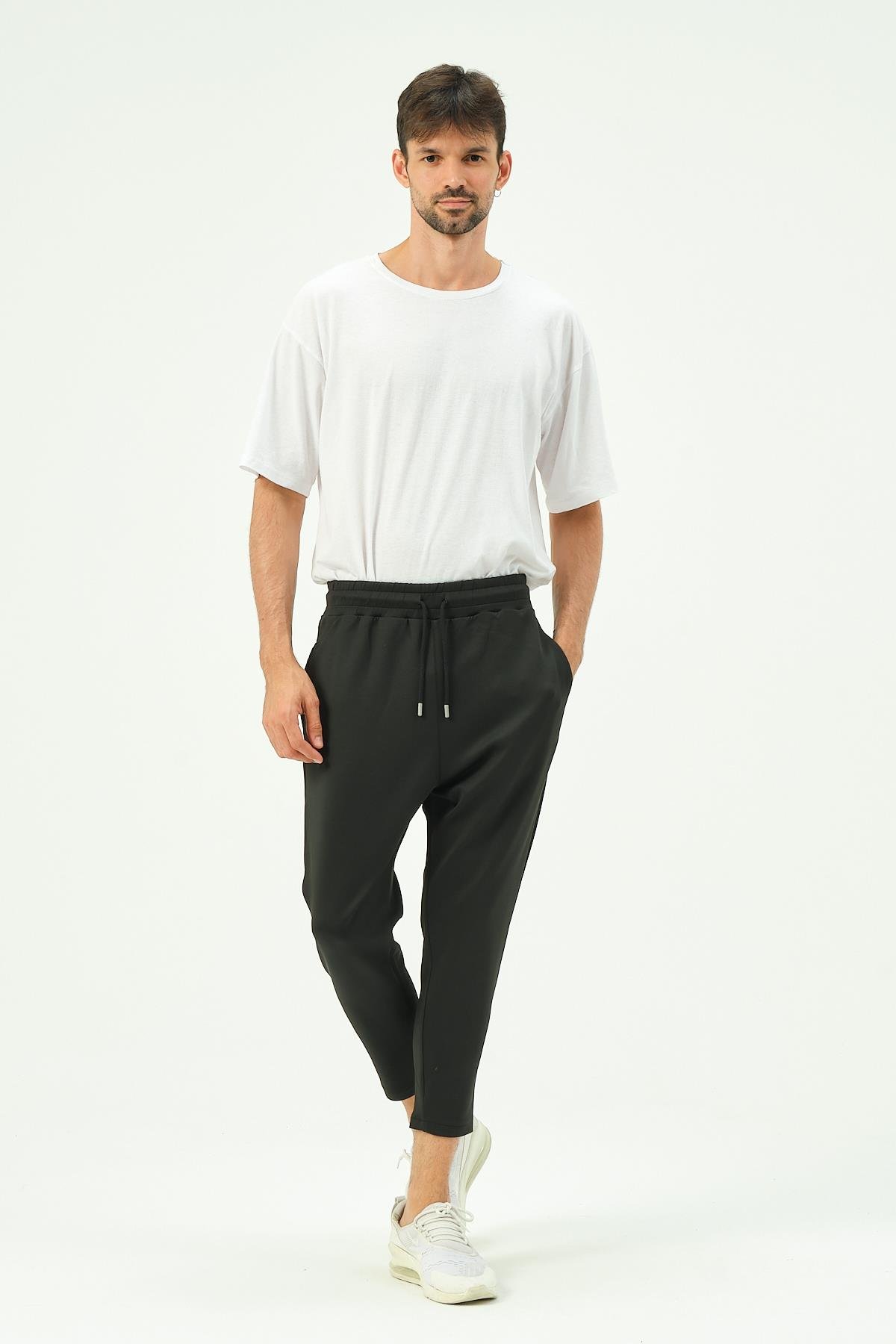 C&City Erkek Bol Kesim Düz Paça Arka Cepli Eşofman Altı 856 Siyah