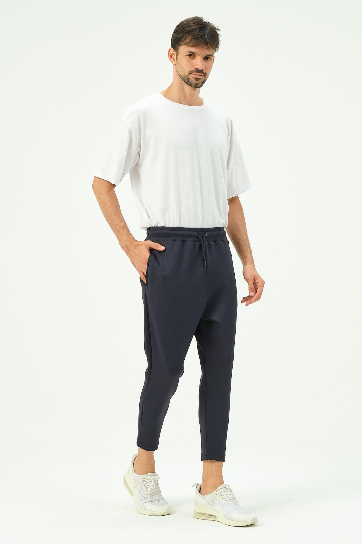 C&City Erkek Bol Kesim Düz Paça Arka Cepli Eşofman Altı 856 Lacivert