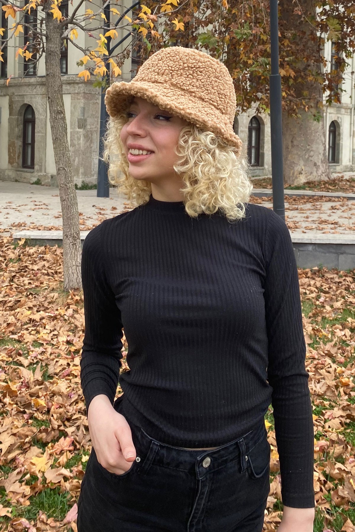 C&City Kıvırcık Peluş Bucket Şapka 8001 Vizon