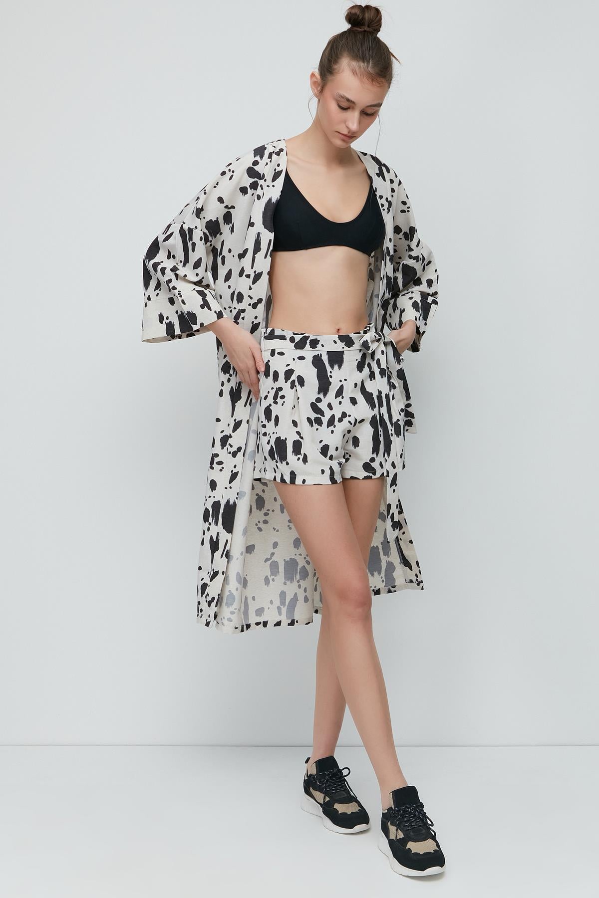 C&City Şortlu Kimono Takım 9069 Ekru/Dalmaçyalı