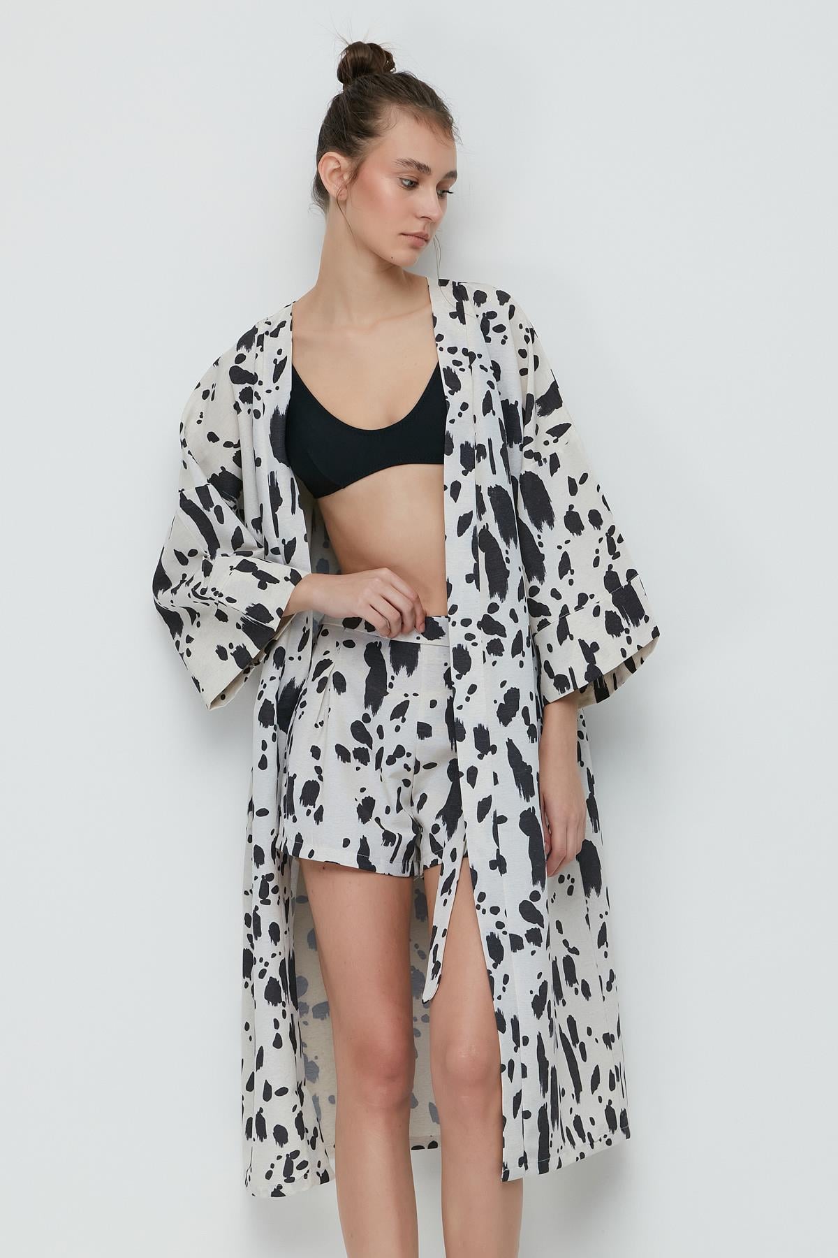 C&City Şortlu Kimono Takım 9069 Ekru/Dalmaçyalı