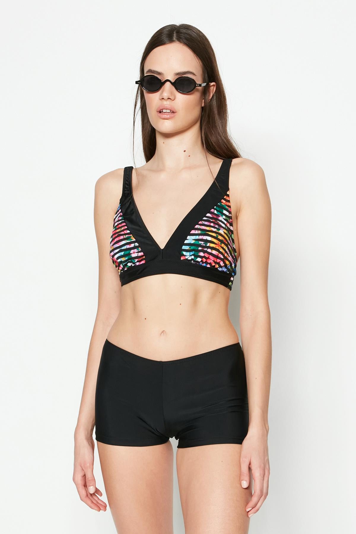C&City Şortlu Toparlayıcı Bikini Takım 3229 Siyah/Çok Renkli