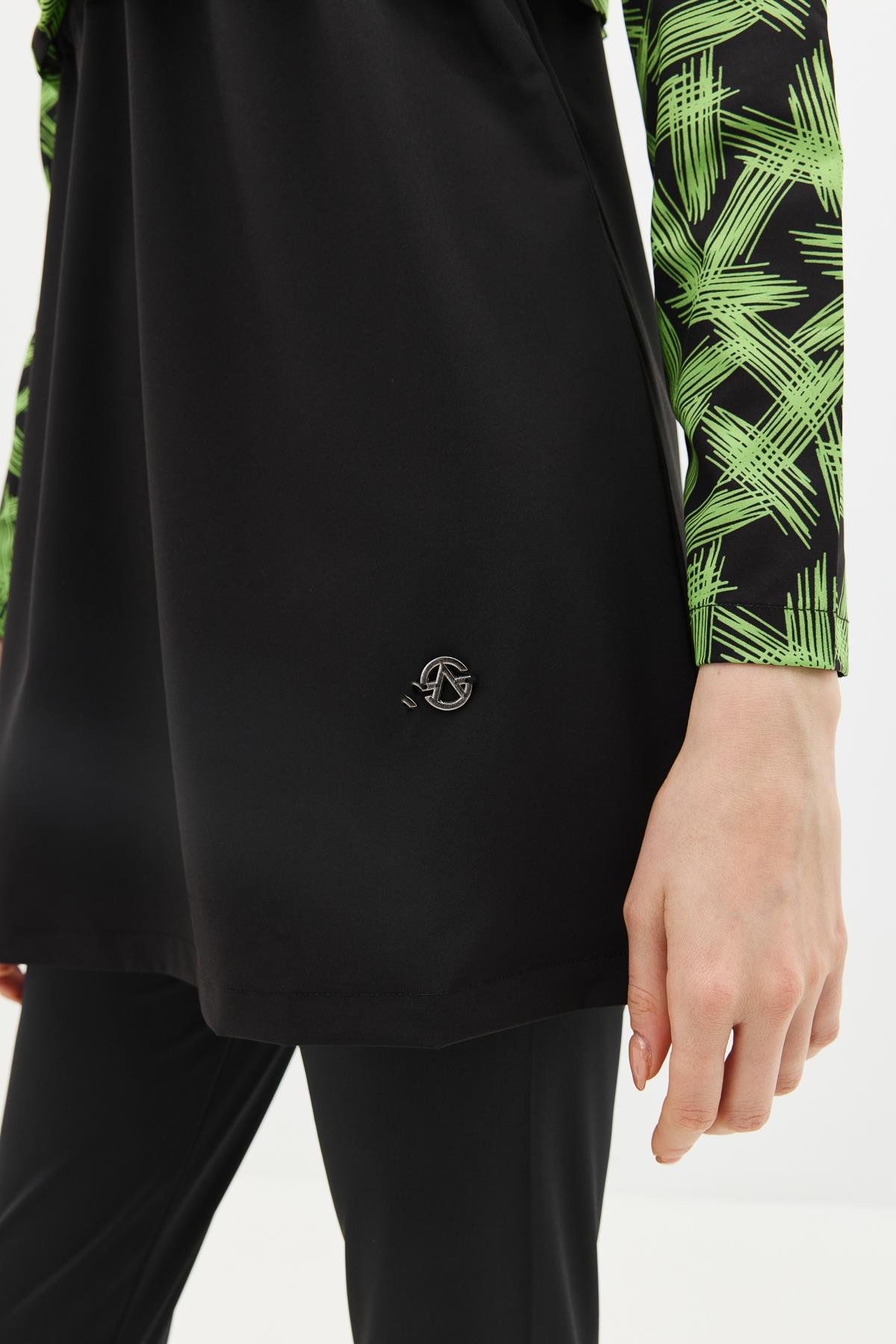 Desenli Belden Büzgülü 4'lü Tesettür Mayo 6220 Yeşil/Siyah