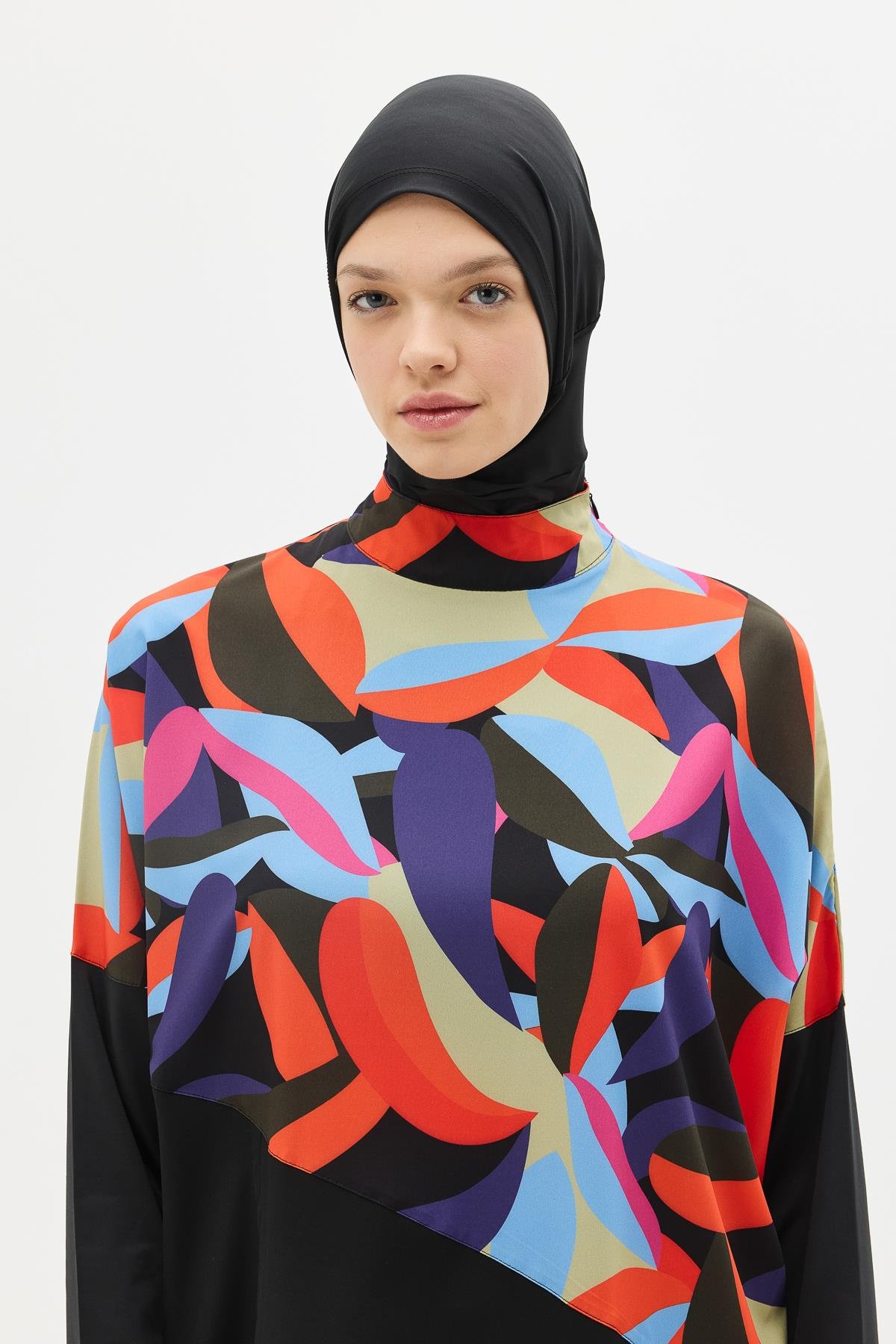 Desenli Rahat Kesim 4'lü Tesettür Mayo 6297 Lacivert/Siyah