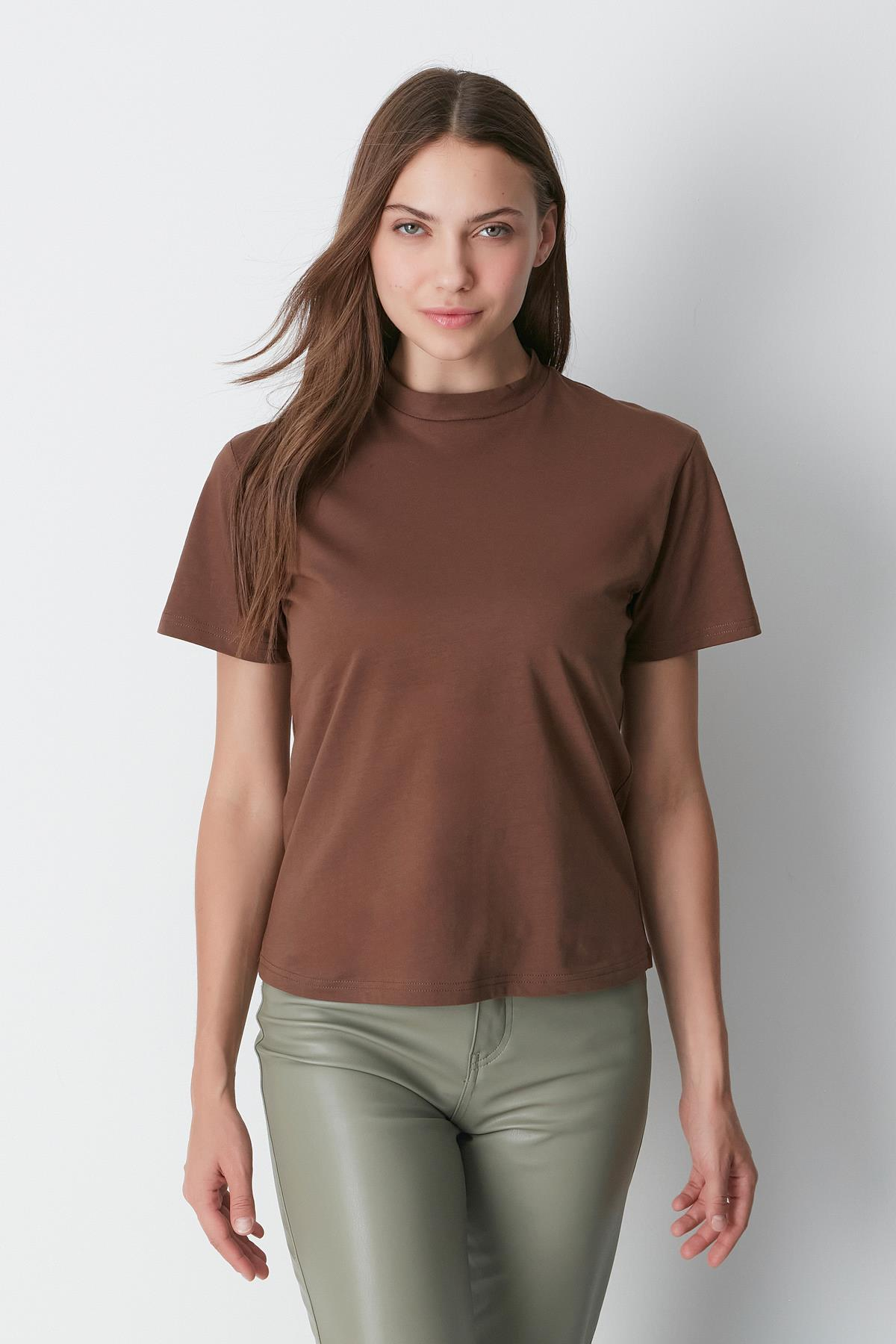 Dik Yaka Kısa Kol 2'li Basic T-Shirt 957 Bej/Kahverengi