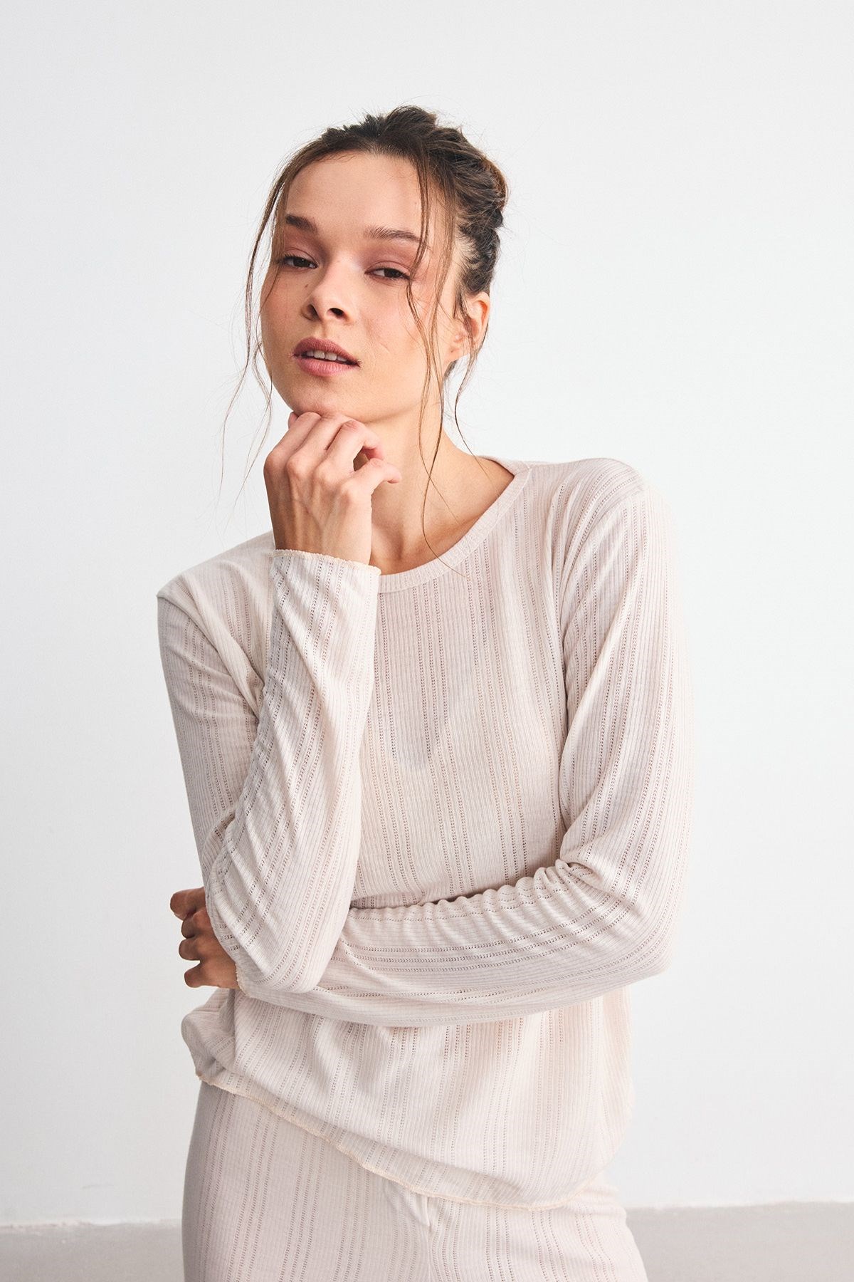 Fitilli Dokulu Yumuşak Pijama Takımı Bej