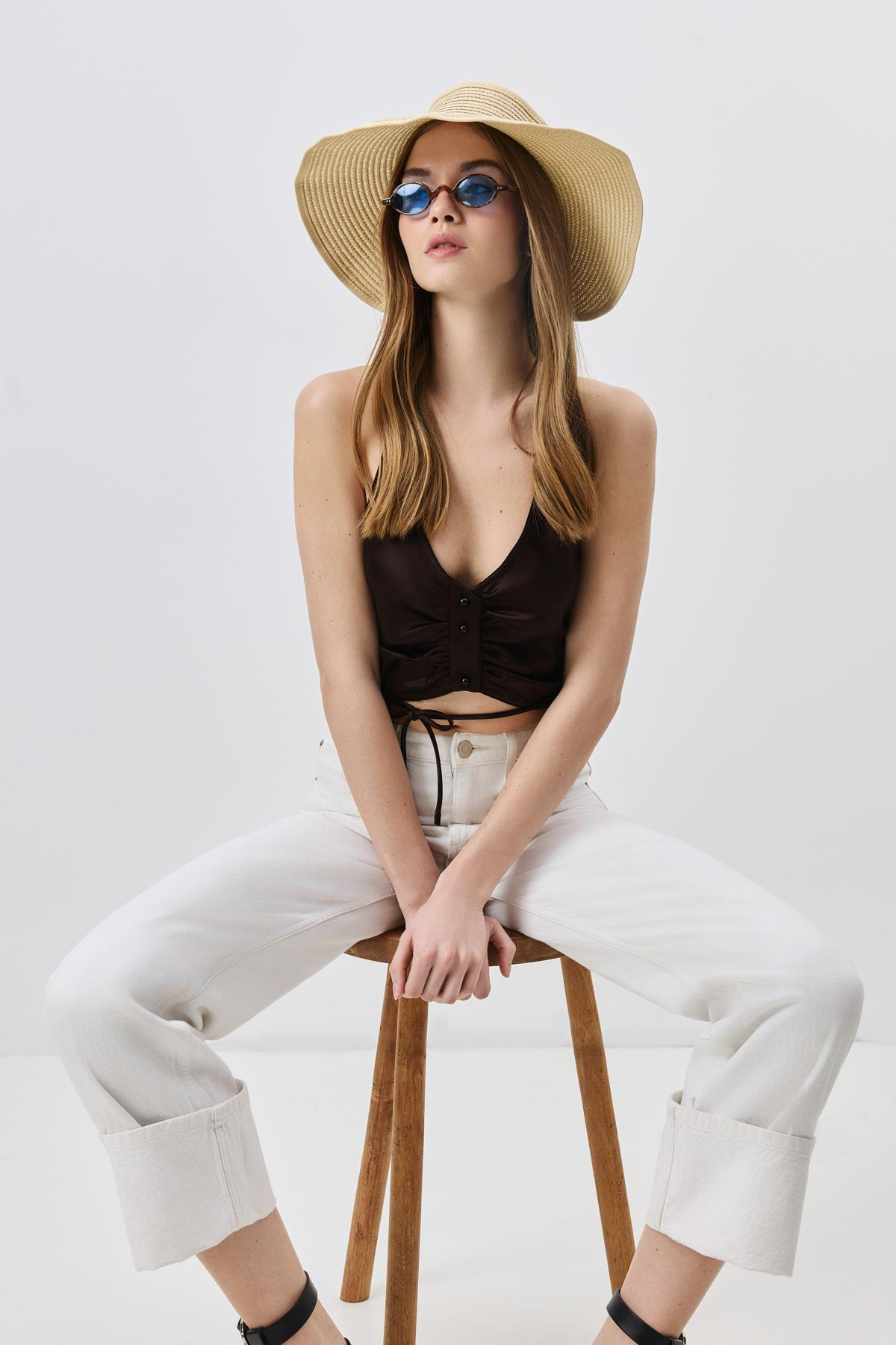 Fiyonk Detaylı Vizör Hasır Şapka Y8207 Bej