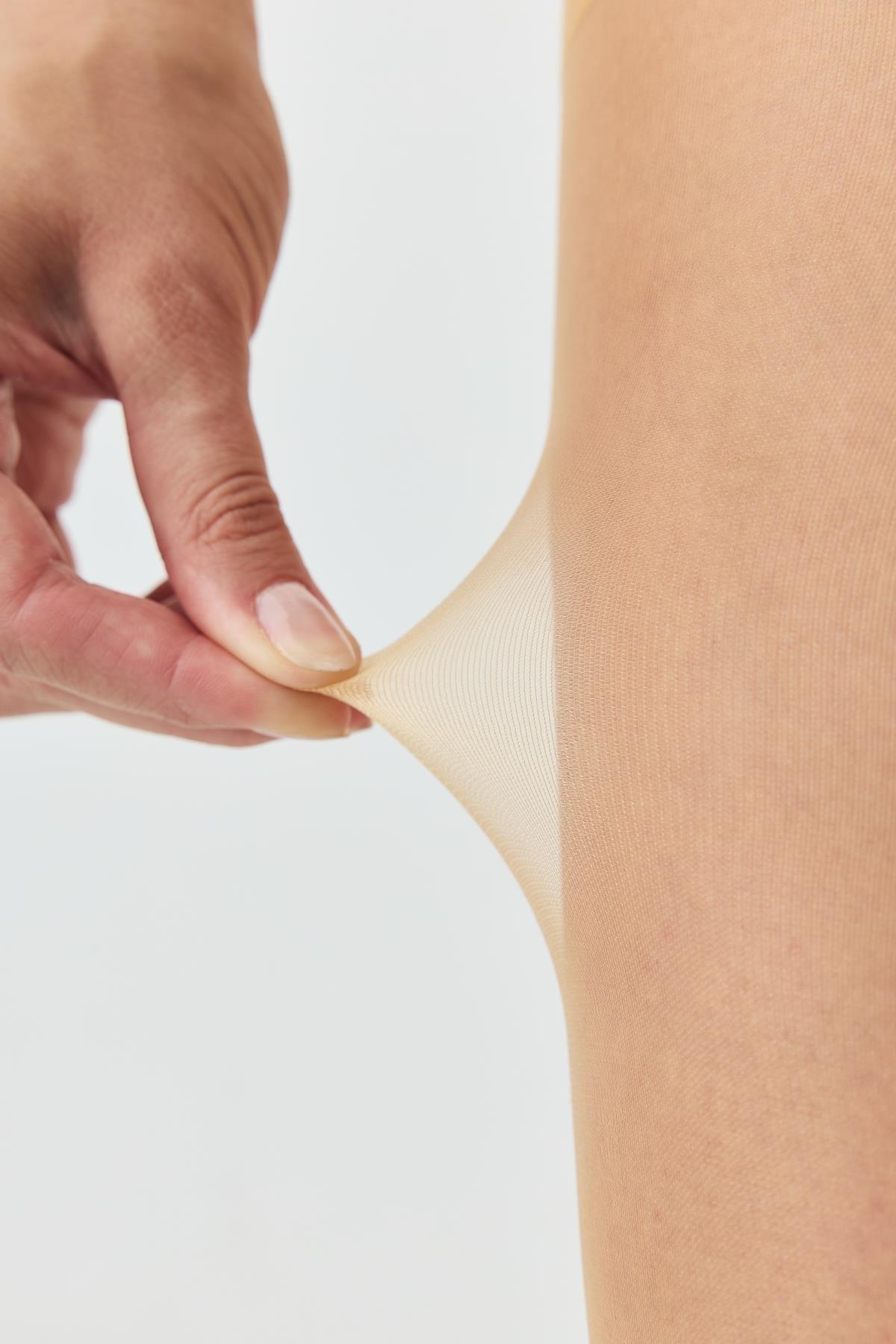 İnce Büyük Beden 10 Denye 2'li Külotlu Çorap Ten/Siyah