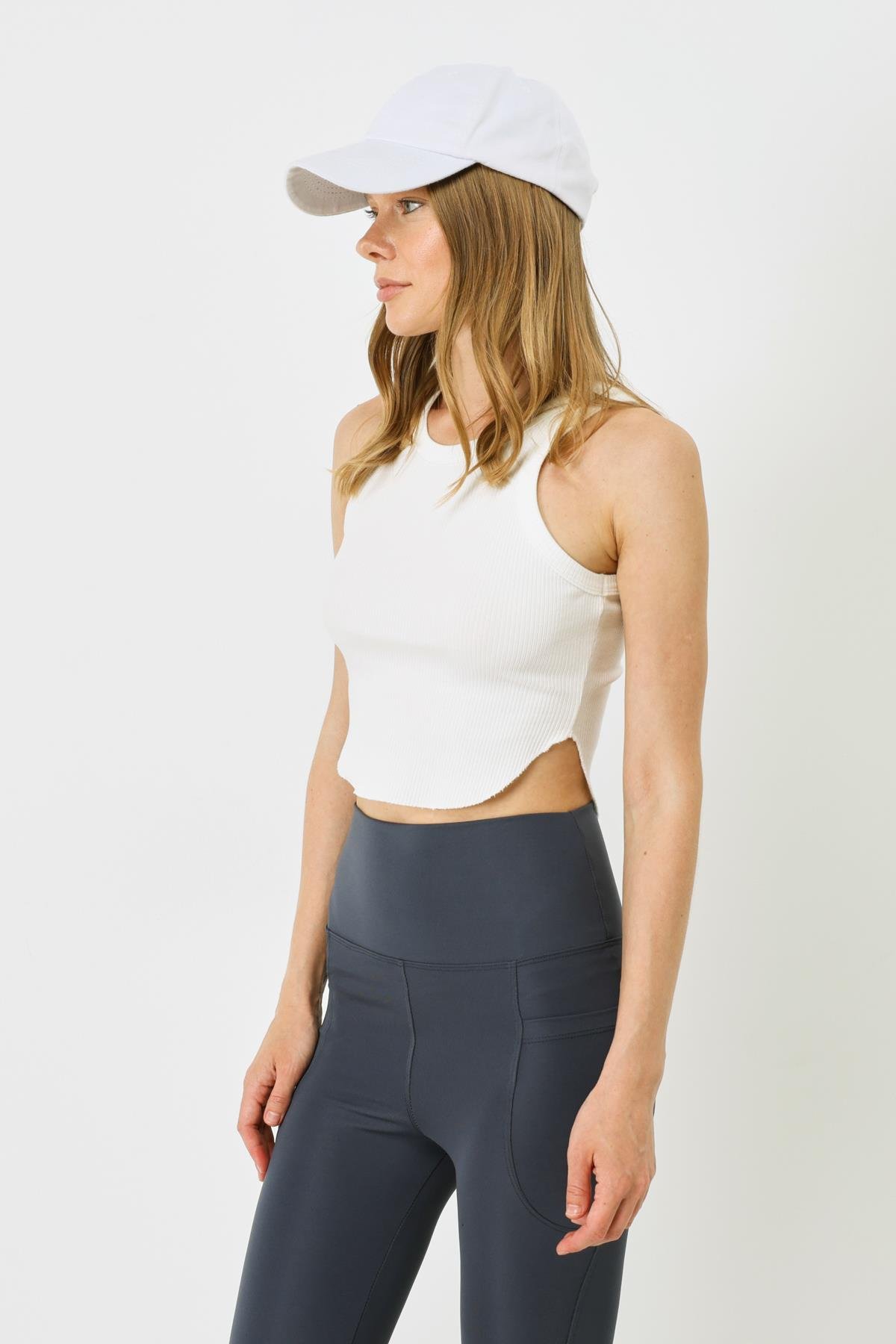 Women's Oval Ribbed Spaghetti Strap Crop Tank Top 920