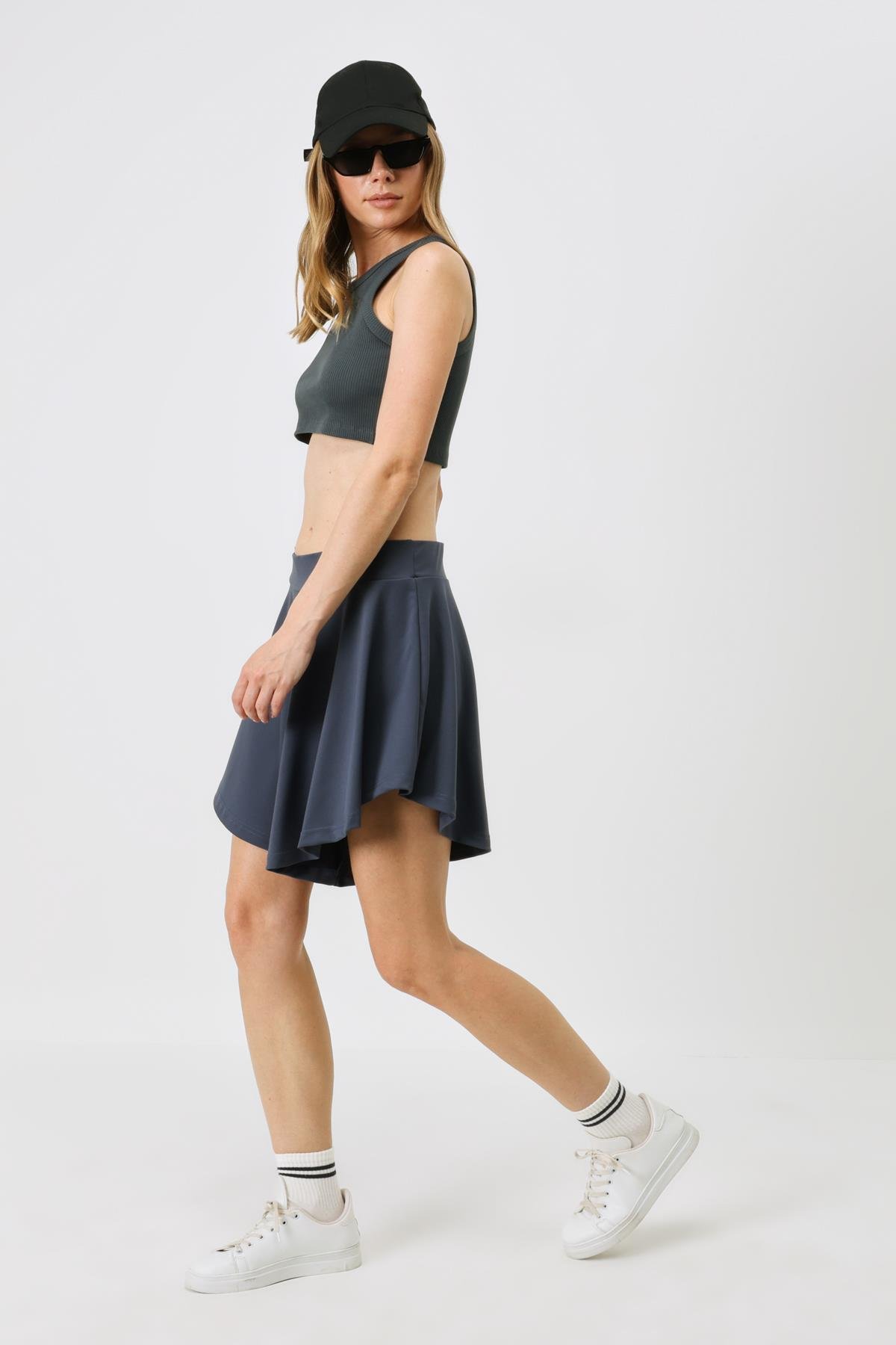 Women's Sports Shorts 9415