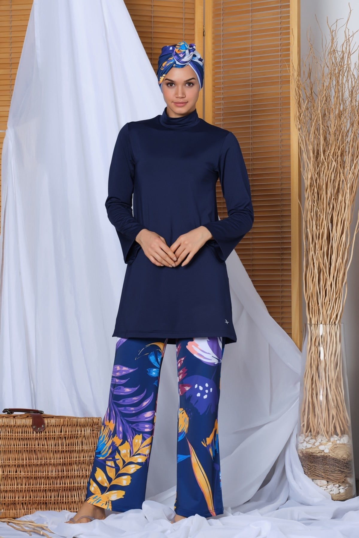 Women Women Covered Swimsuit 20118