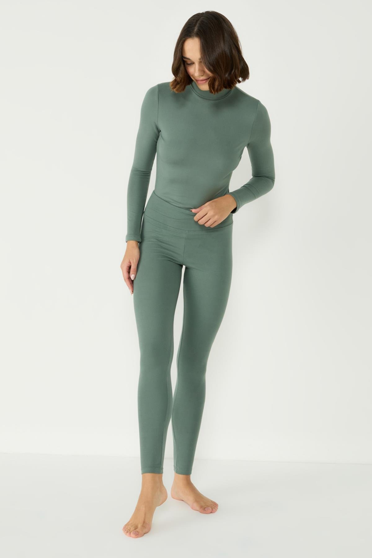 Kadın Yakalı Çıtçıtlı Termal Tulum 405155 Haki