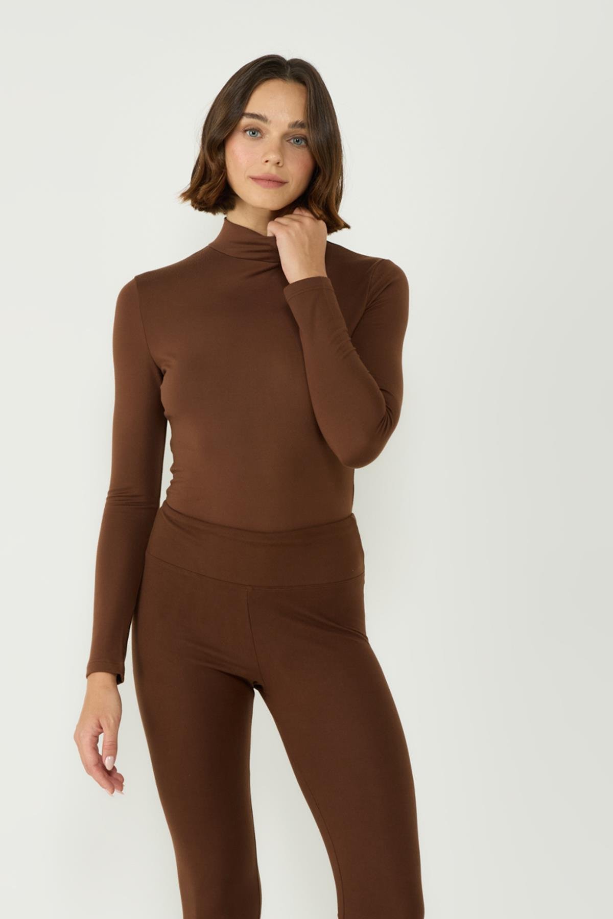 Kadın Yakalı Çıtçıtlı Termal Tulum 405155 Kahverengi