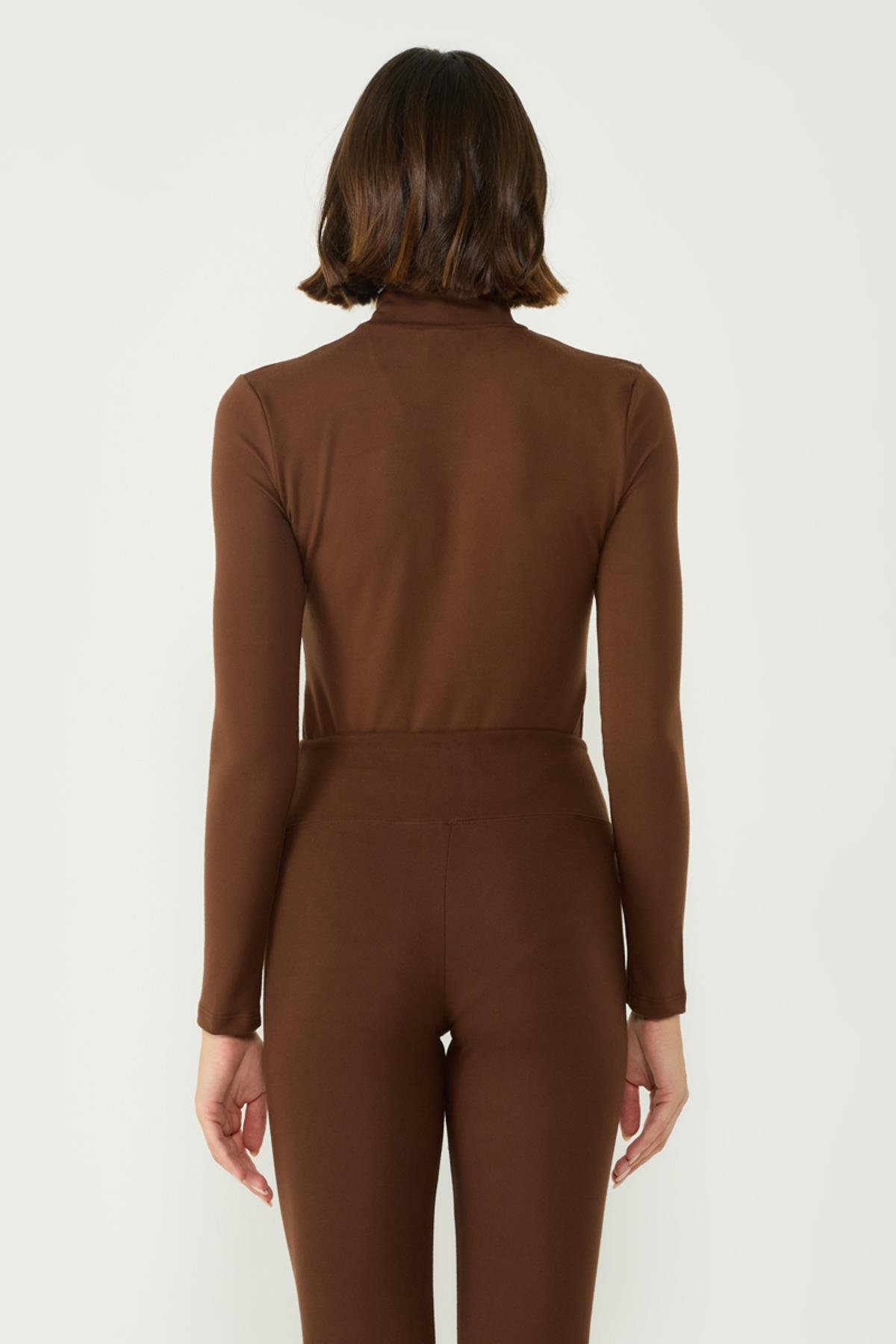 Kadın Yakalı Çıtçıtlı Termal Tulum 405155 Kahverengi