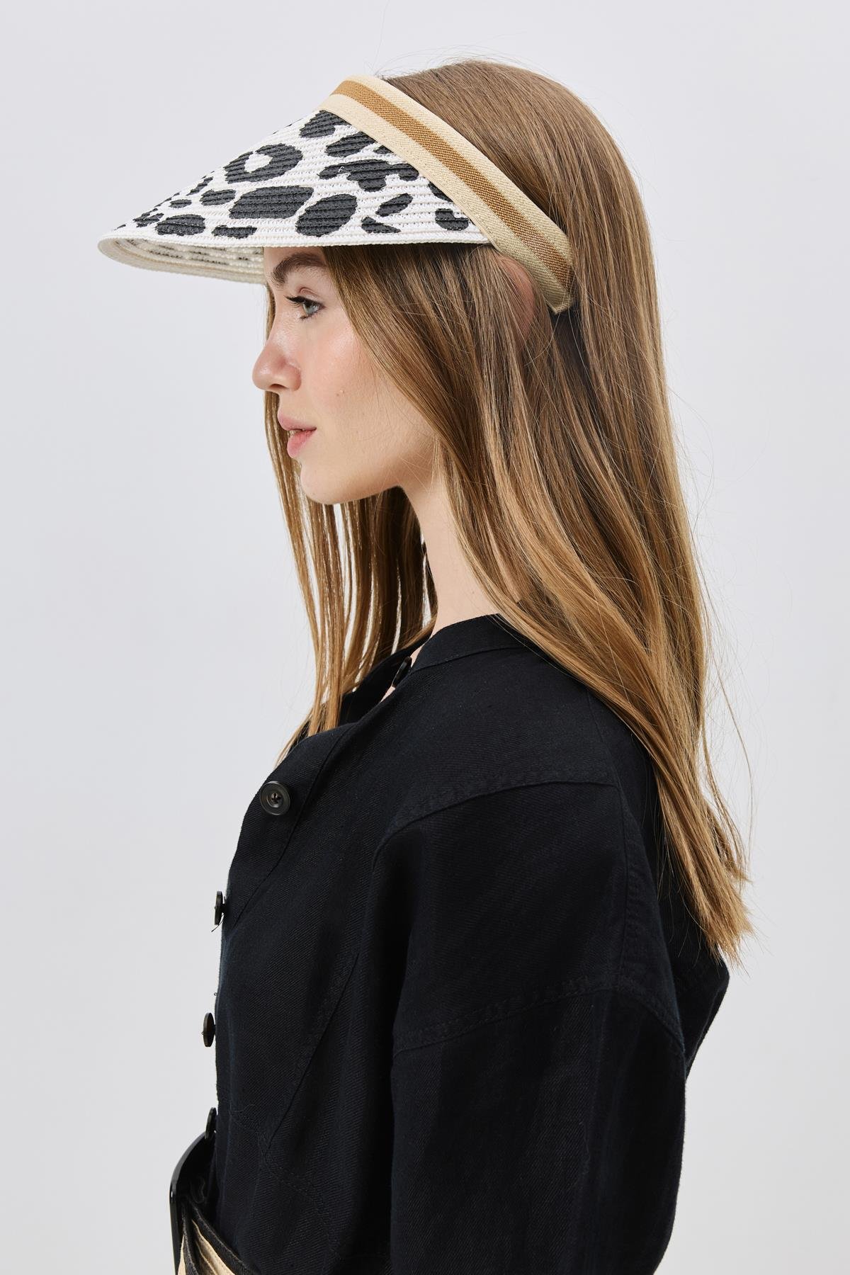 Leopar Desenli Hasır Vizör Şapka Y8209 Beyaz