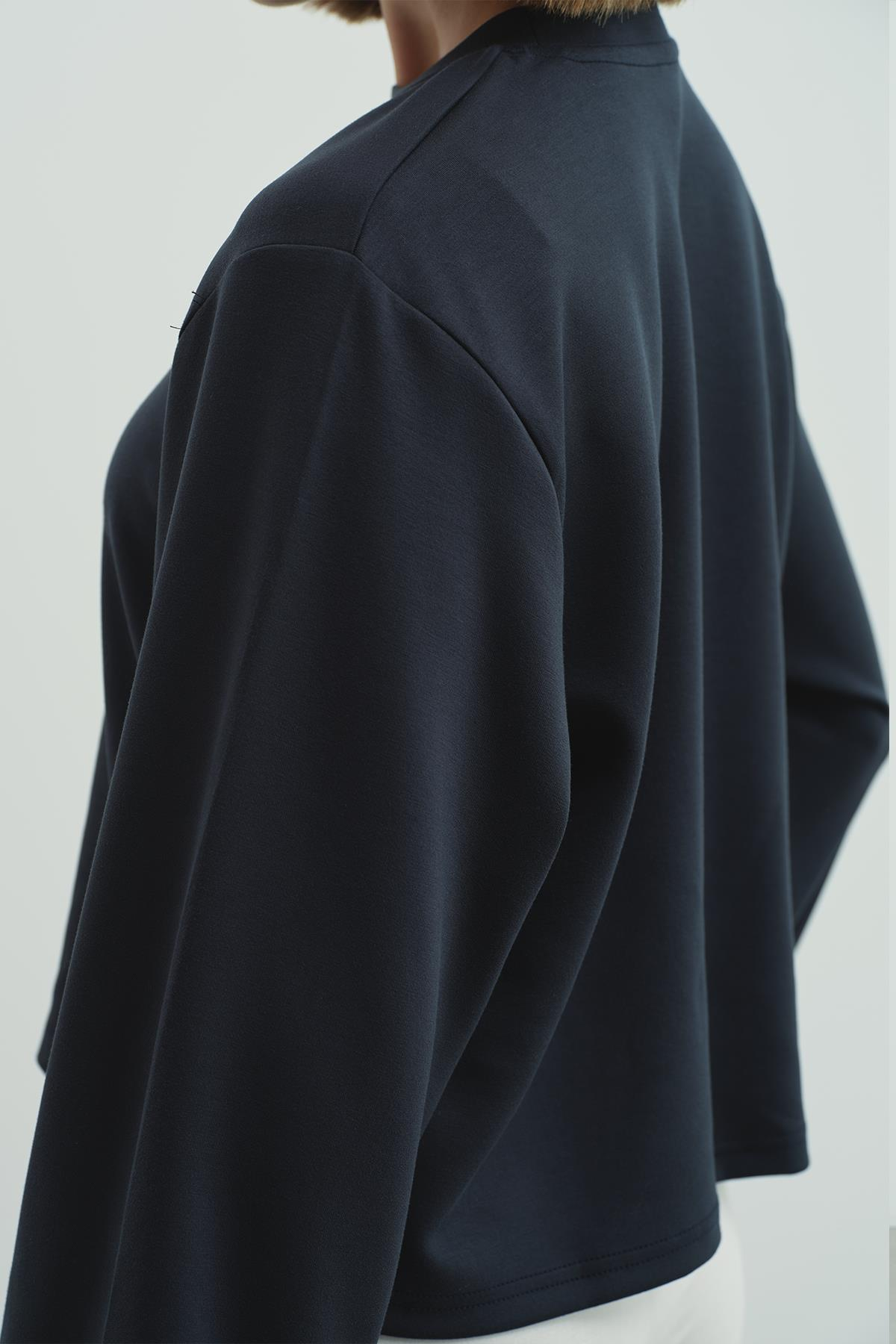 Oversize Basic Kısa Sweatshirt 981 Füme