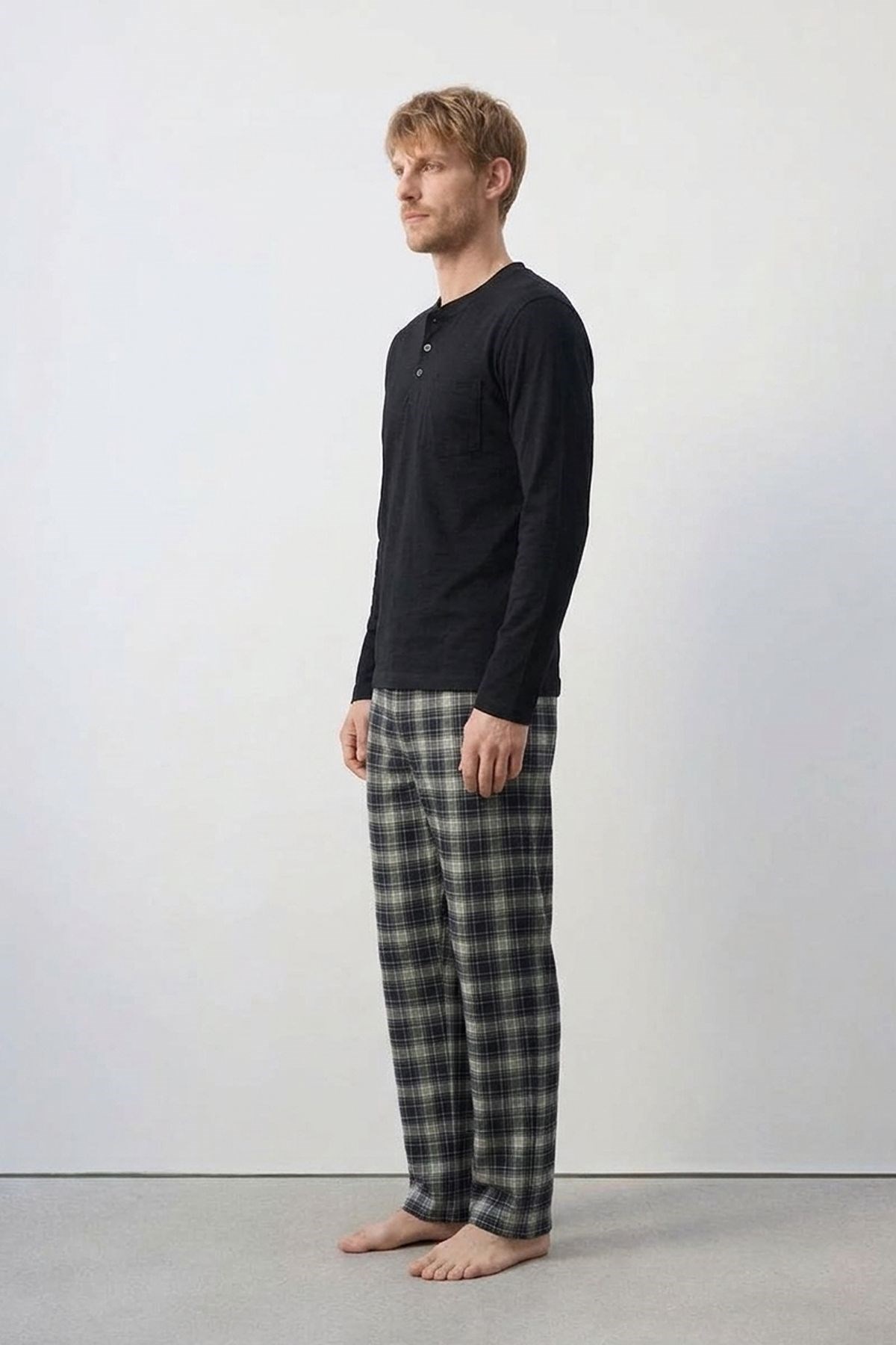 Pamuklu Yarım Düğmeli Ekose Erkek Pijama Takım Lacivert