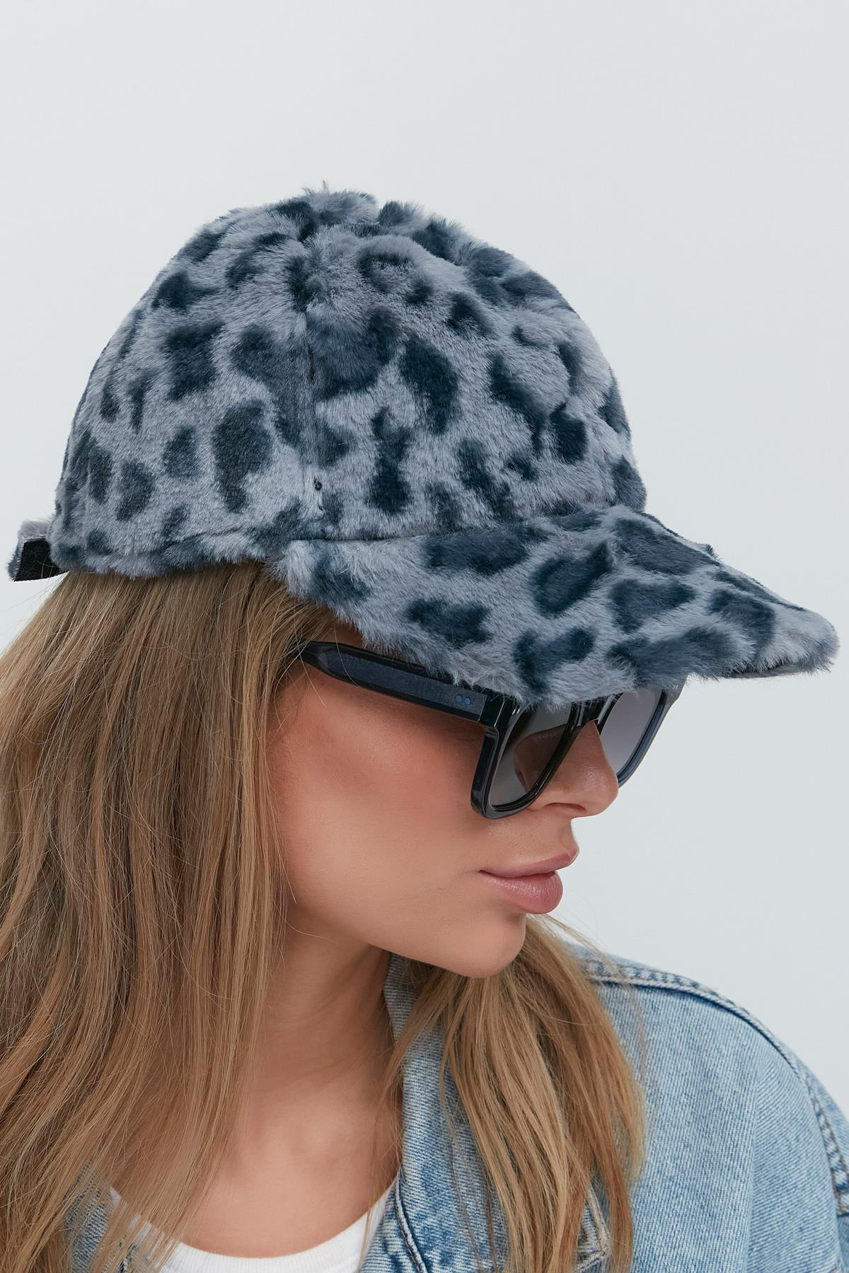 Peluş Siperli Şapka 8008 Gri/Leopar