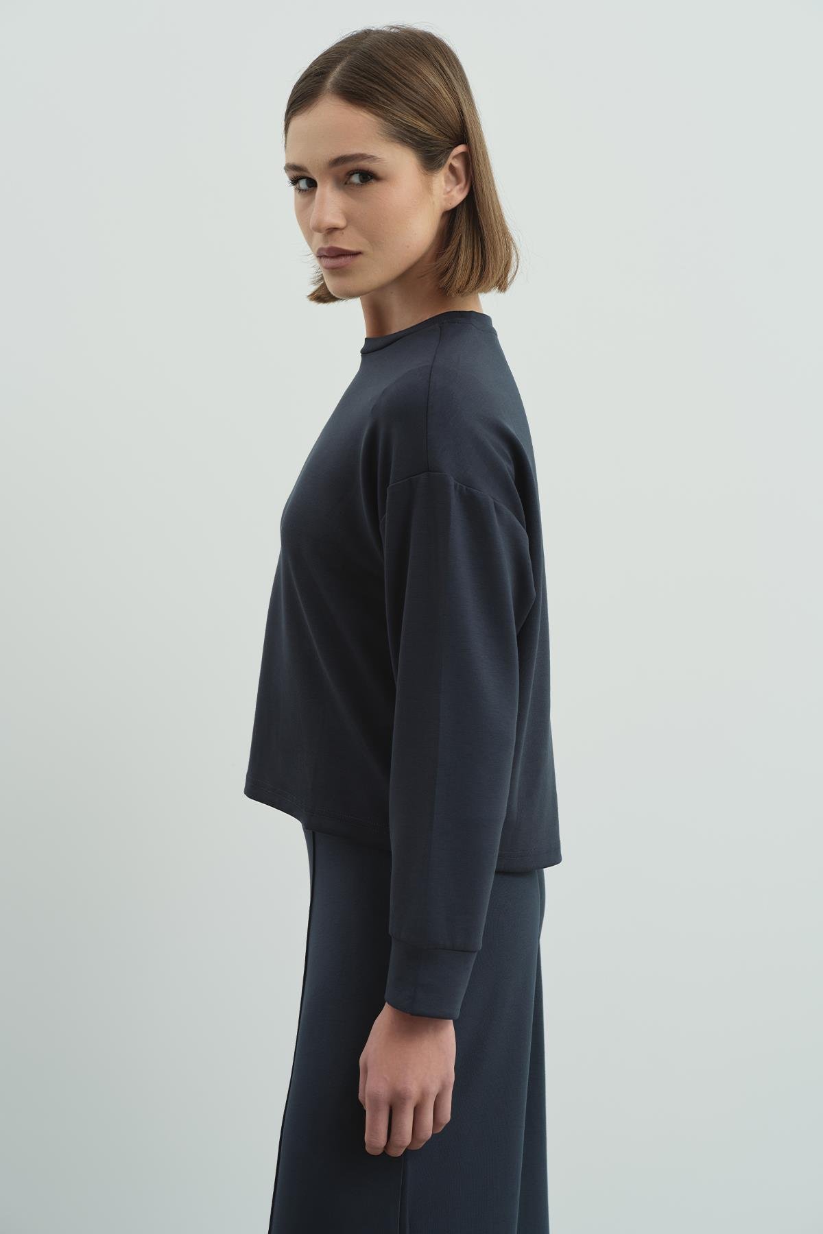 Pure Touch Basic Sweatshirt CC7005 Füme