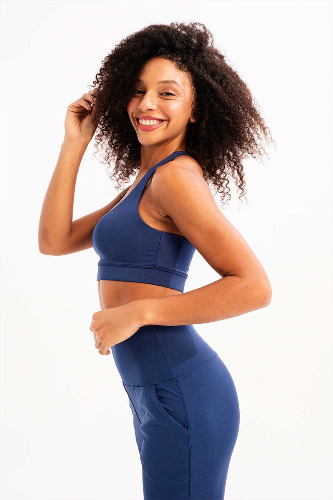 Sırt Detaylı Çıkarılabilir Pedli Bra Kadın Sporcu Sütyeni Surge Lacivert