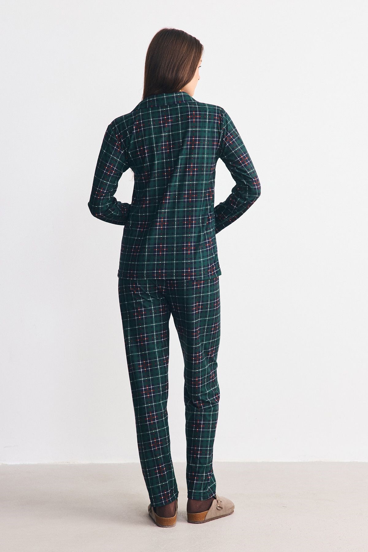 Süet Dokulu Gömlek Yaka Pijama Takımı Ekose