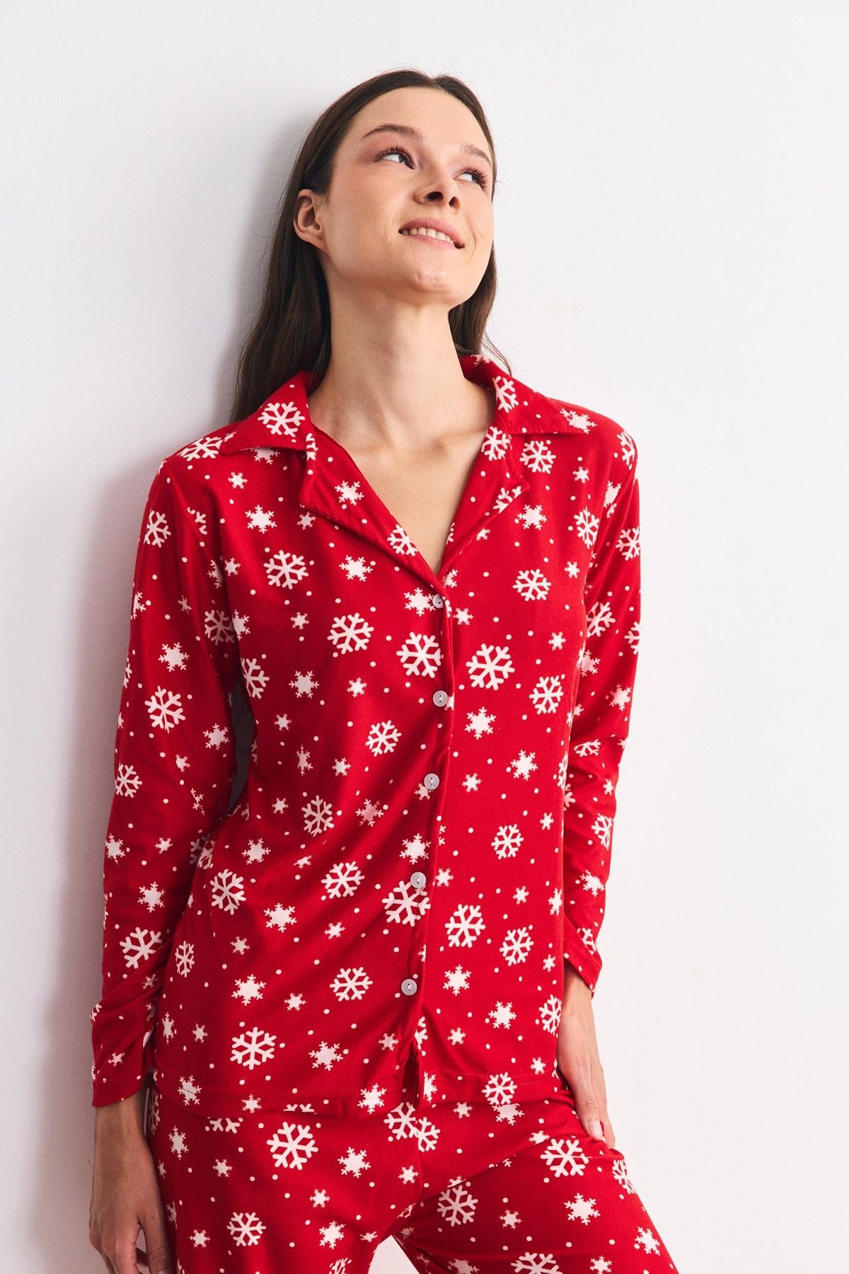 Süet Dokulu Gömlek Yaka Pijama Takımı Kar Tanesi
