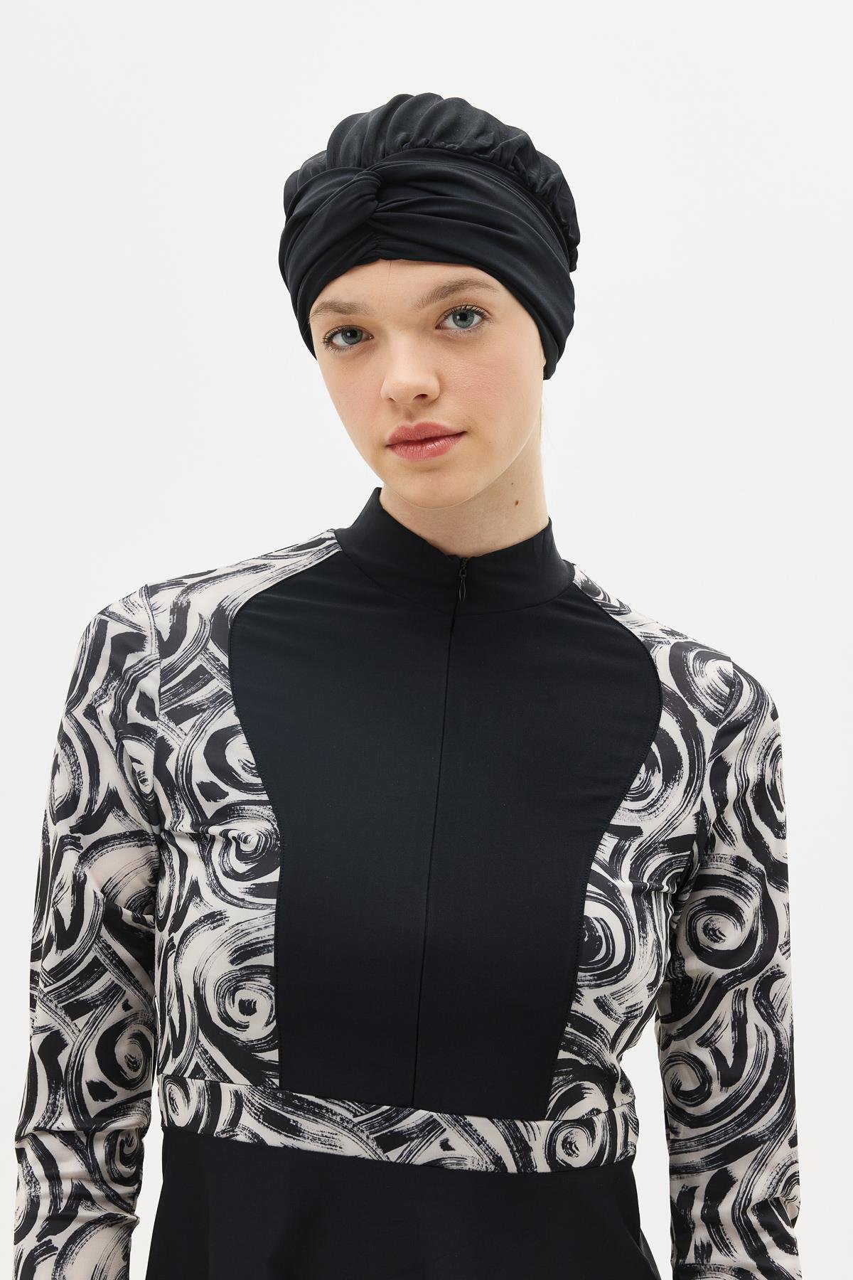 Tam Kapalı 4 lü Tesettür Mayo C14013 Siyah