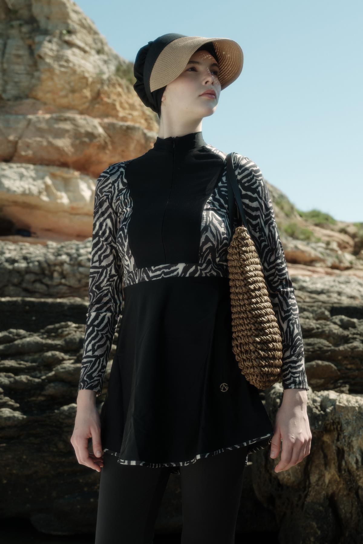 Tam Kapalı 4 lü Tesettür Mayo C14013 Zebra