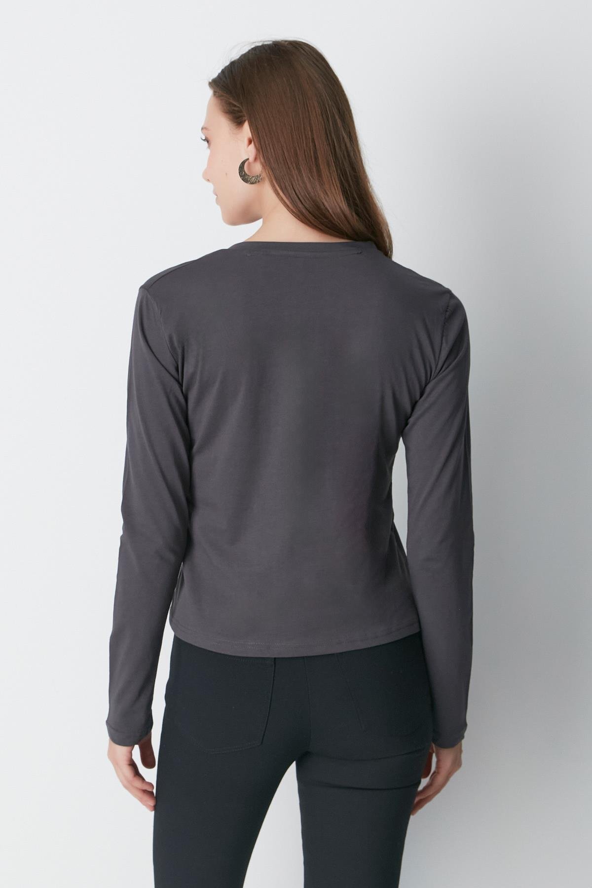 V Yaka Uzun Kol 2'li Basic T-Shirt 954 Füme/Kahverengi