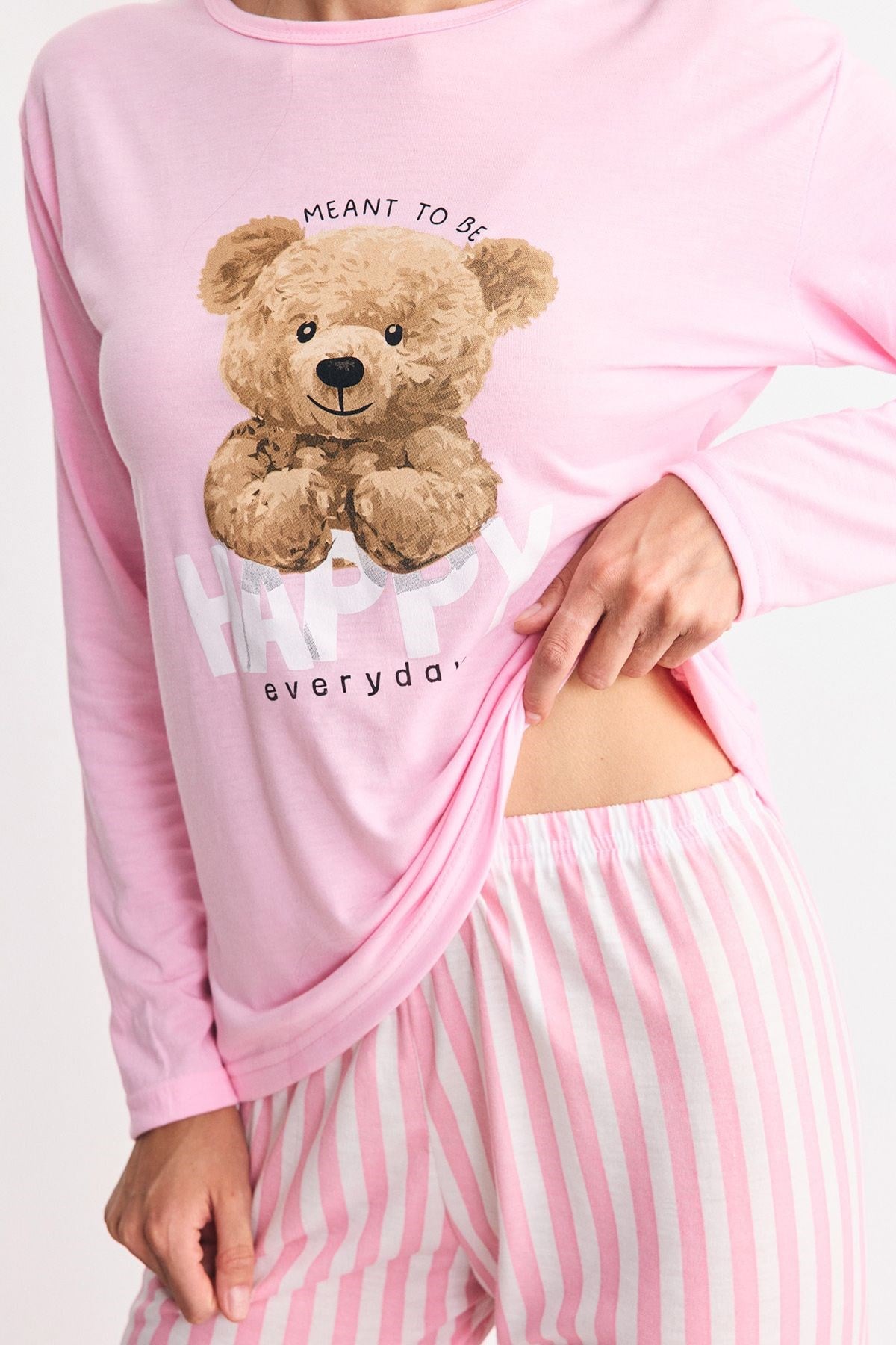 Yumuşak Dokulu Baskılı Pijama Takımı Ayıcık