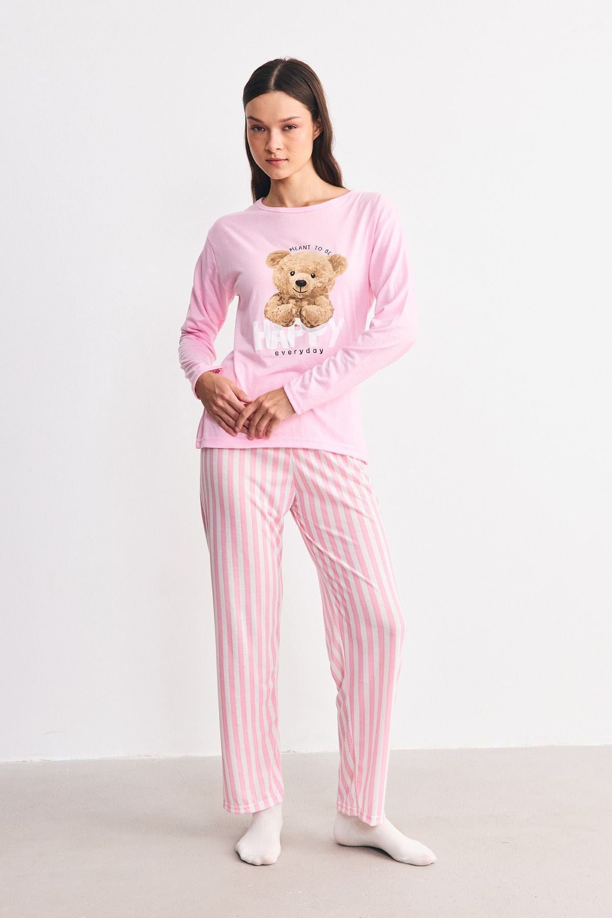 Yumuşak Dokulu Baskılı Pijama Takımı Ayıcık