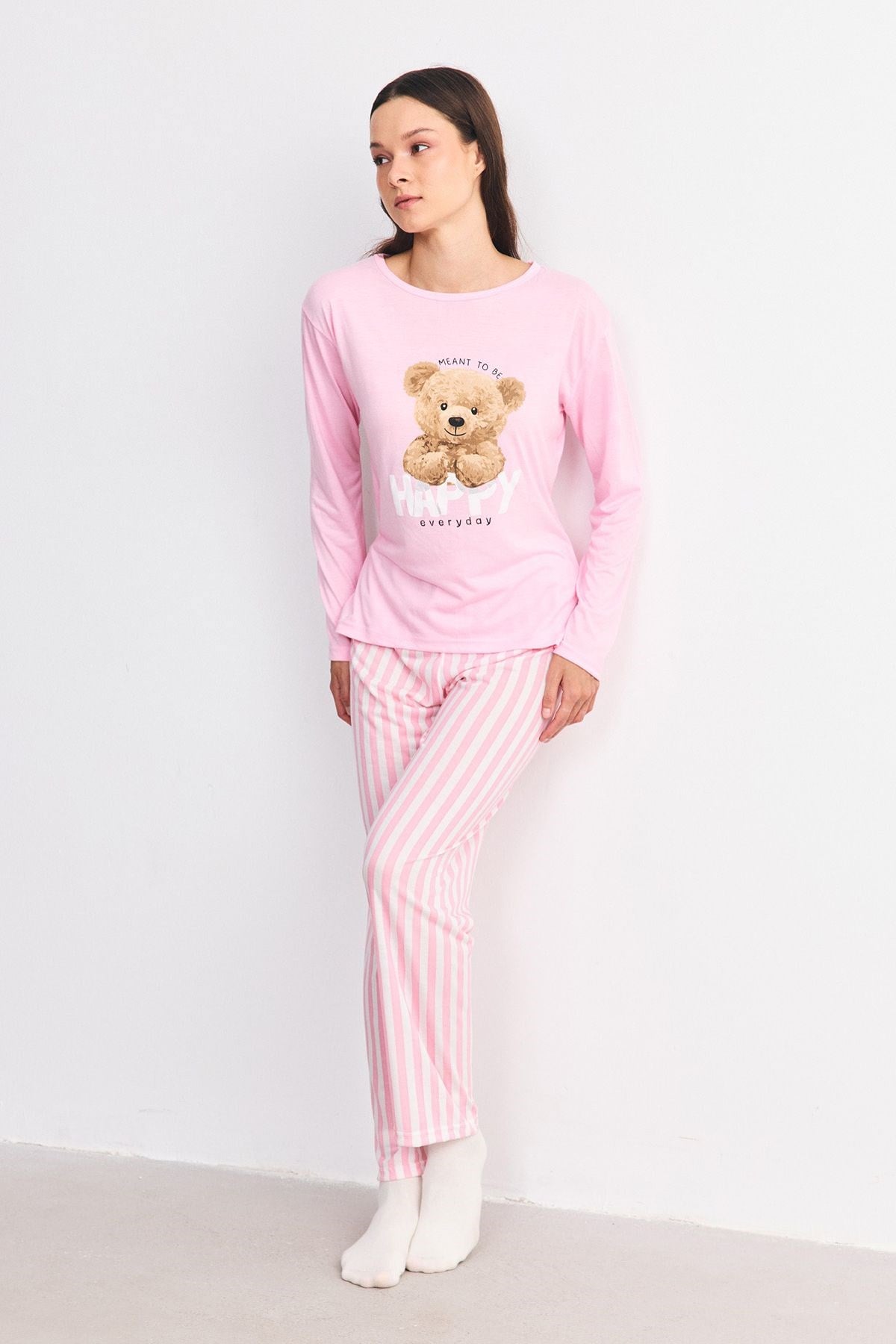 Yumuşak Dokulu Baskılı Pijama Takımı Ayıcık