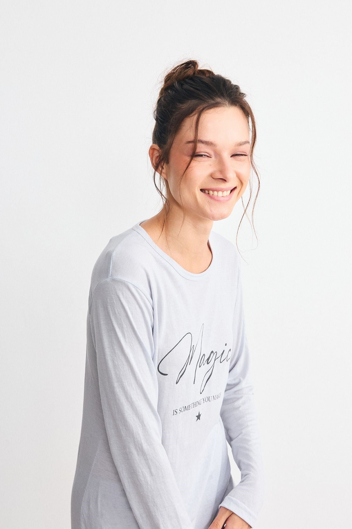 Yumuşak Dokulu Baskılı Pijama Takımı Yıldız