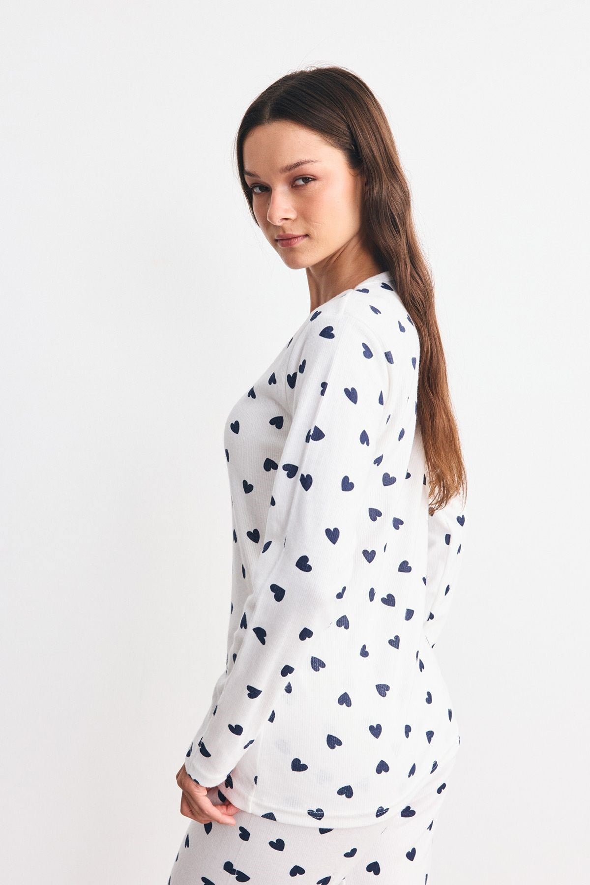 Yumuşak Dokulu Desenli Pijama Takımı Kalp