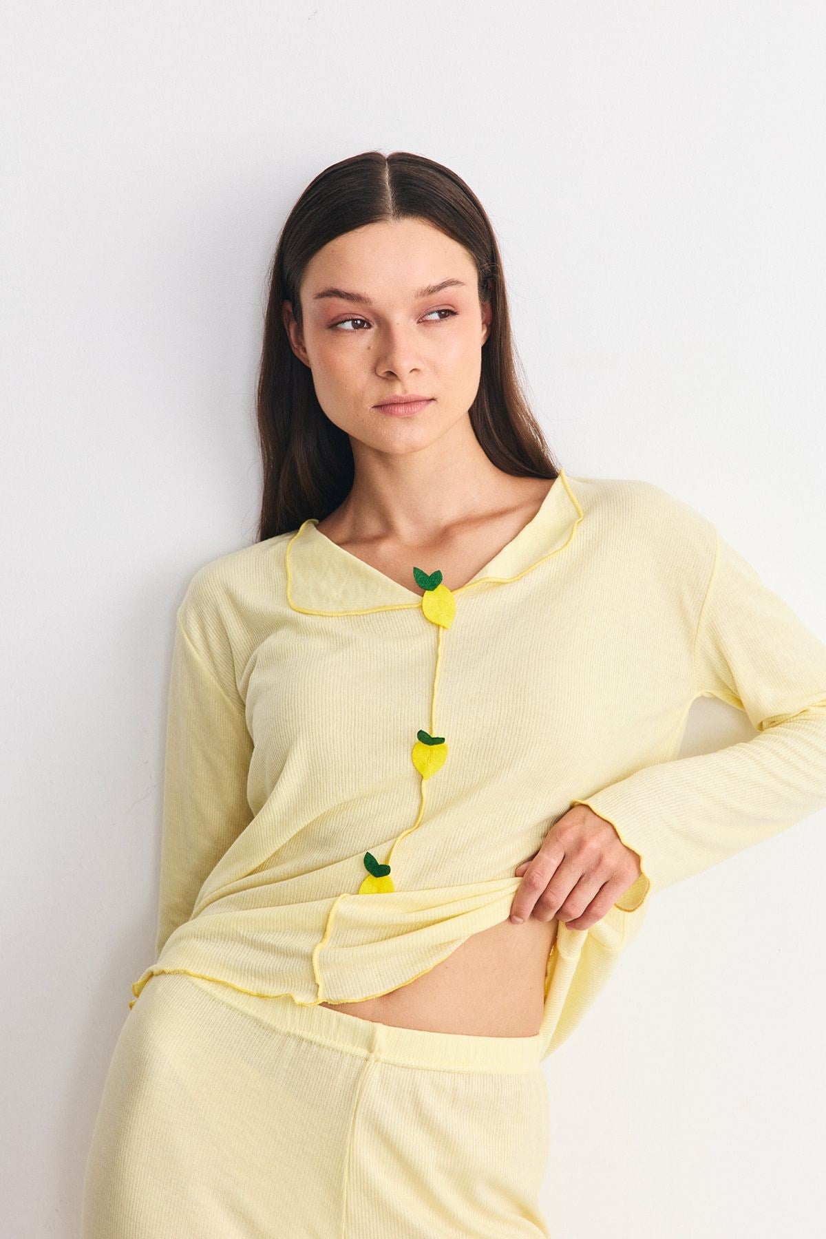 Yumuşak Dokulu Kaşkorse Pijama Takımı Limon