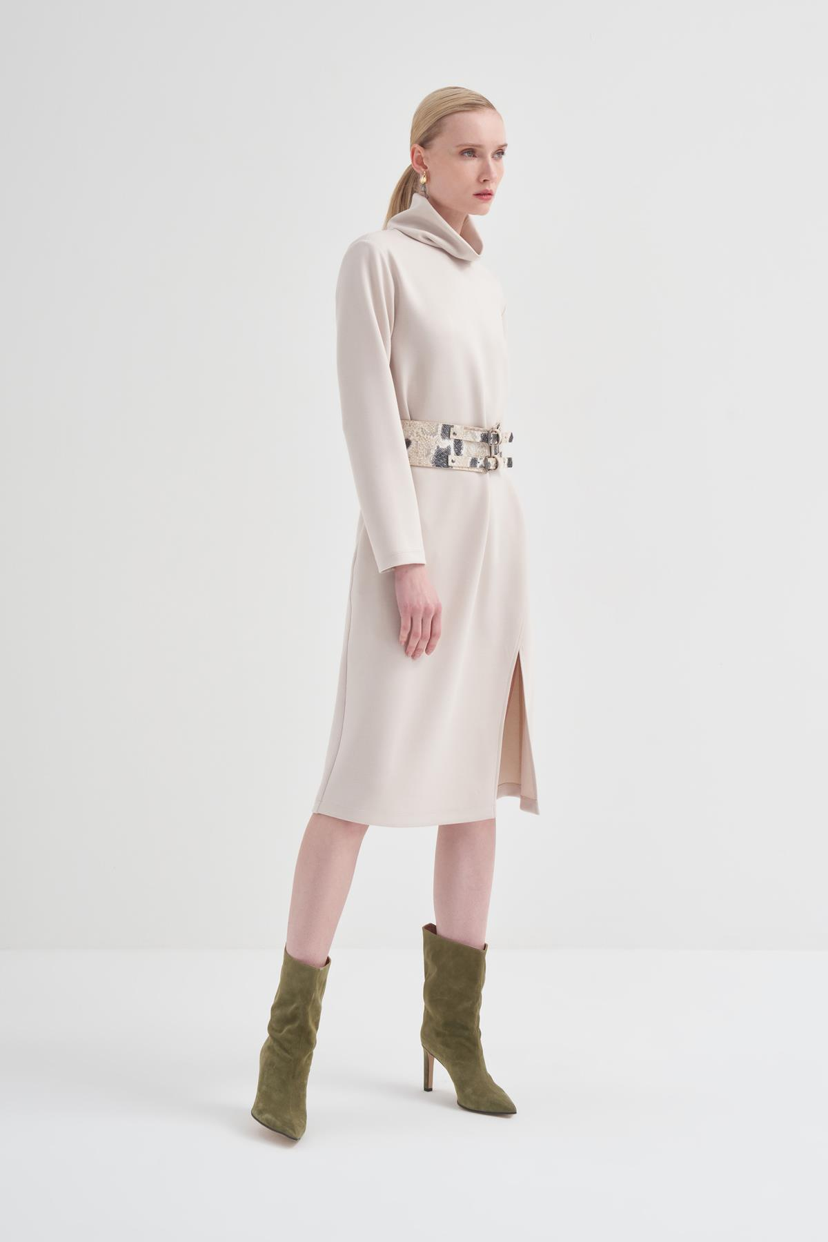 Dik Yakalı Örme Elbise Gri