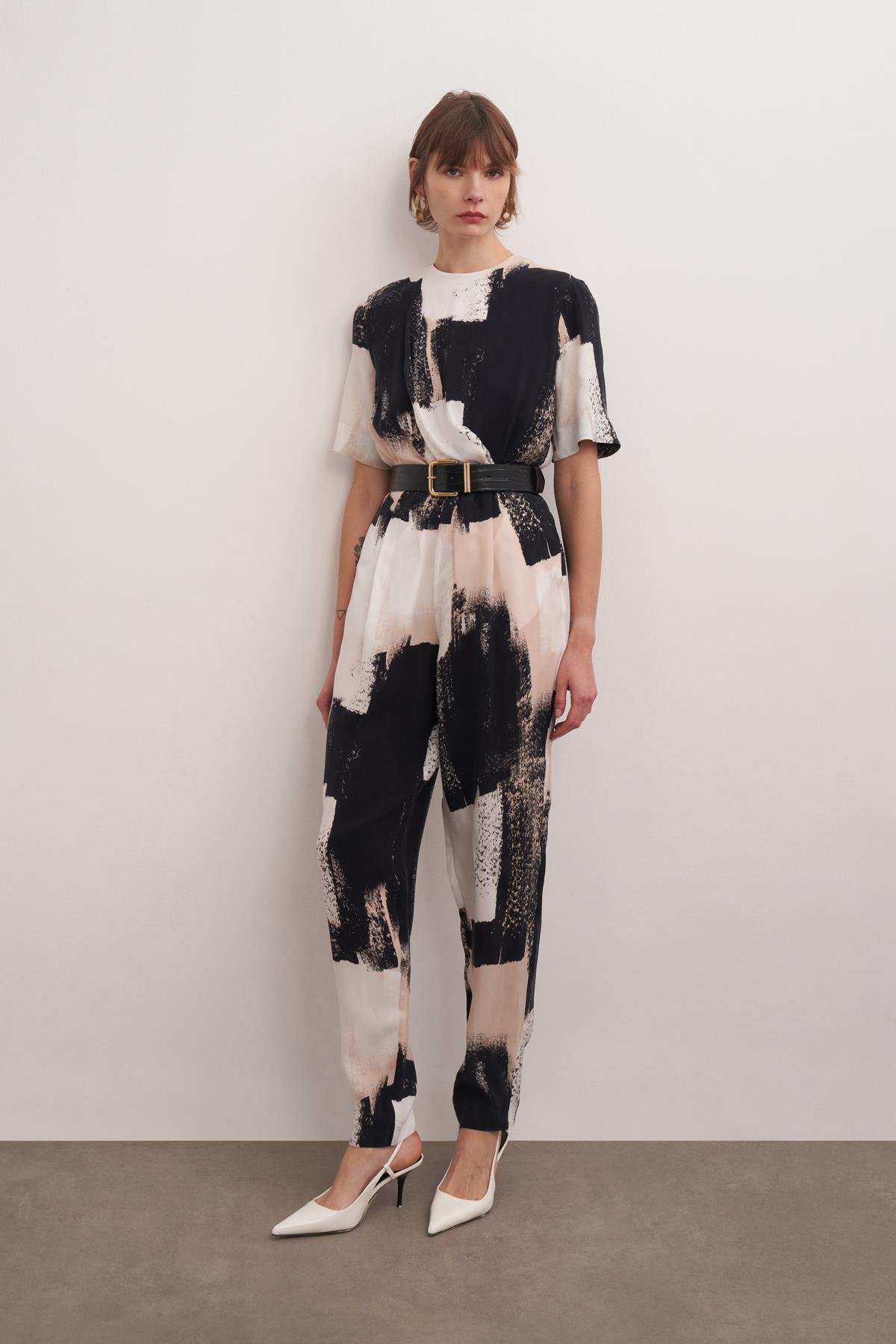 Pili Kırma Detaylı Desenli Cupro Tulum Baskı