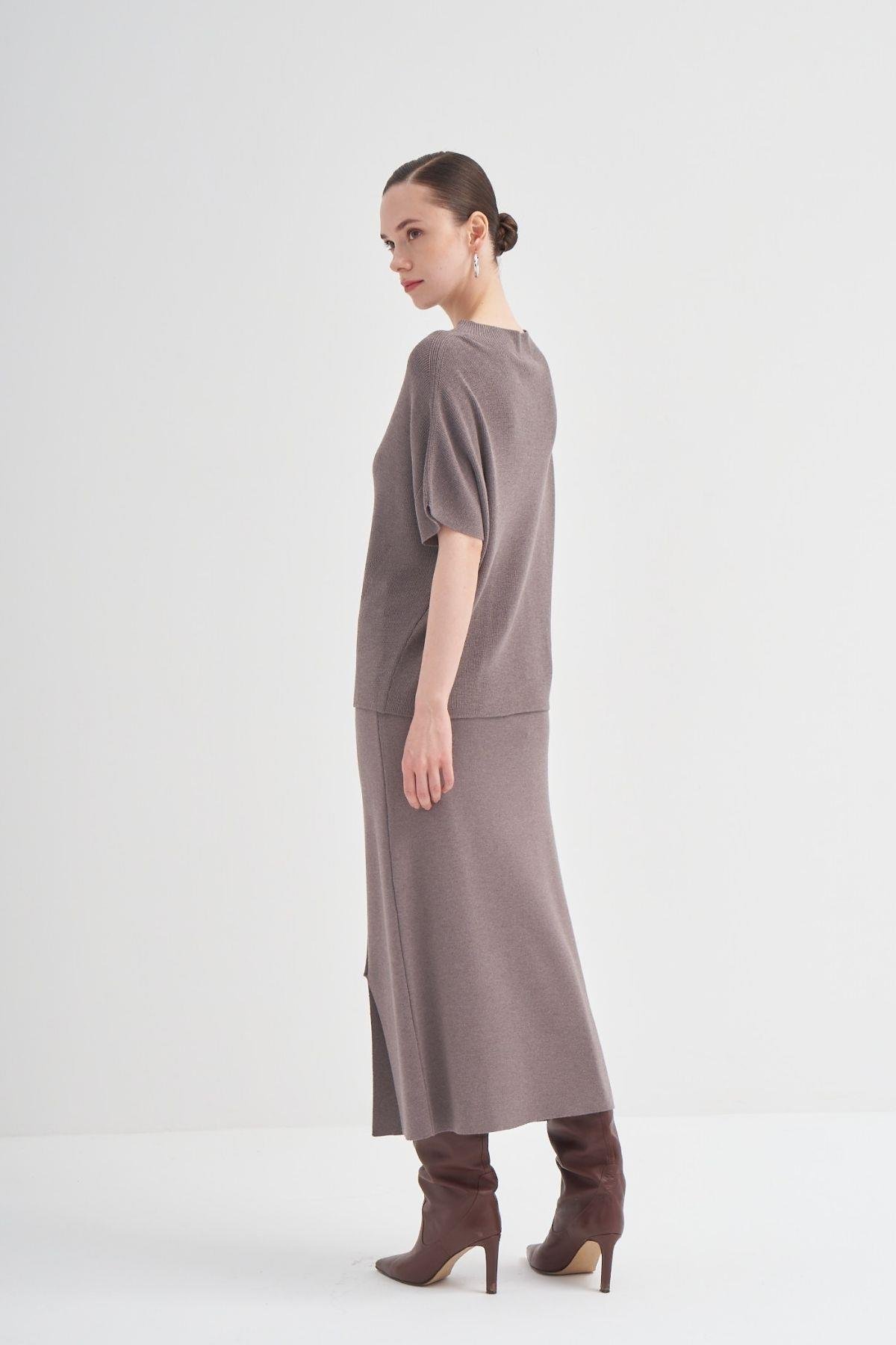 Yırtmaçlı Triko Etek Açık Bej