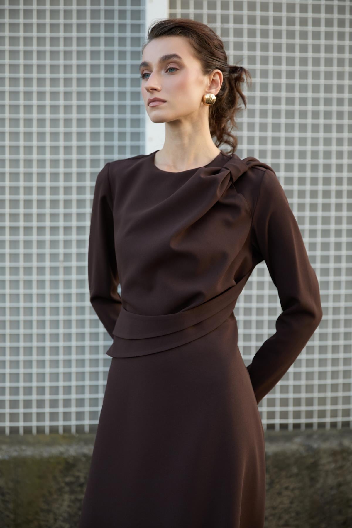 Almira Elbise-Kahve